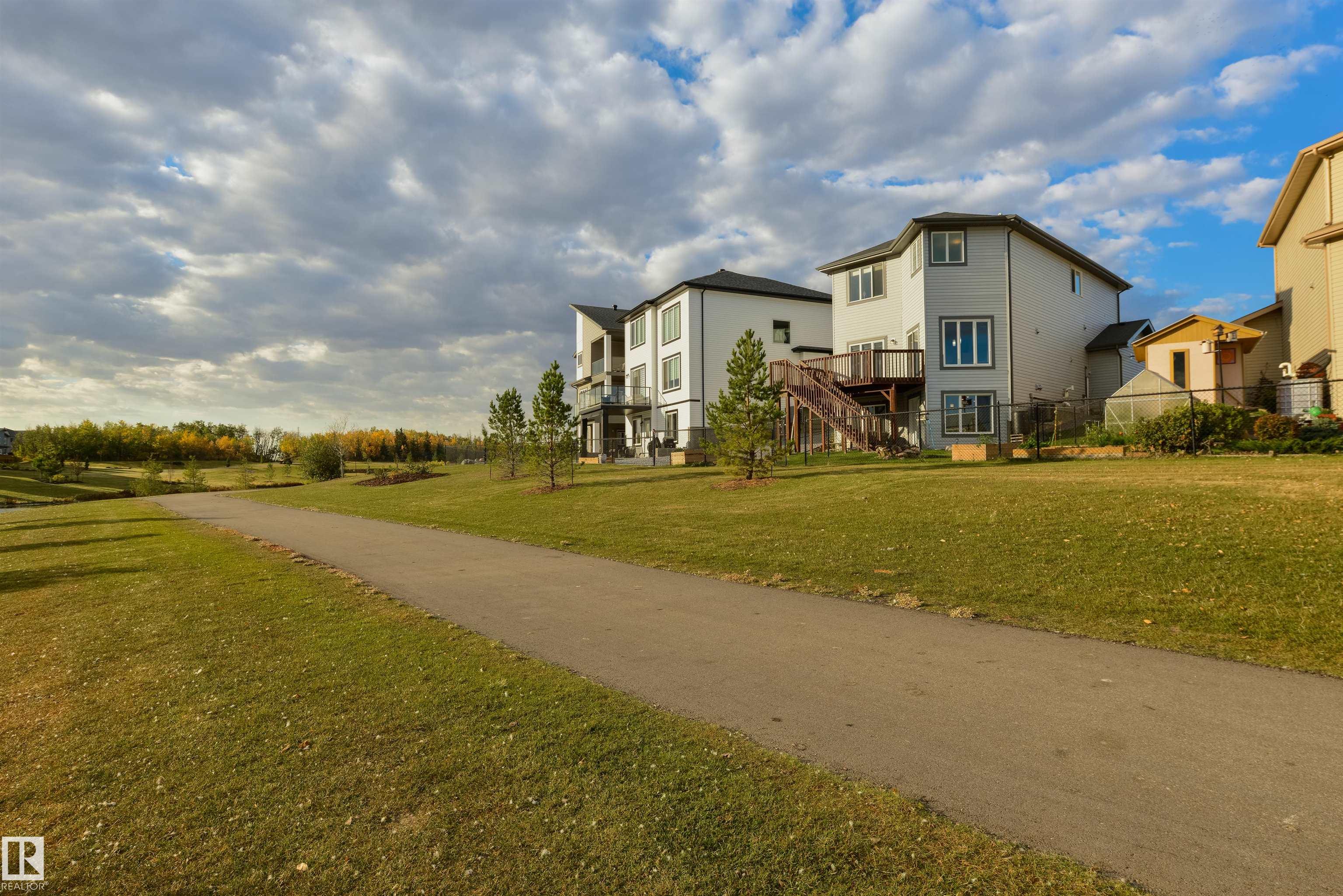 Photo 58 at 63 Dalquist Bay, Tribute, Leduc