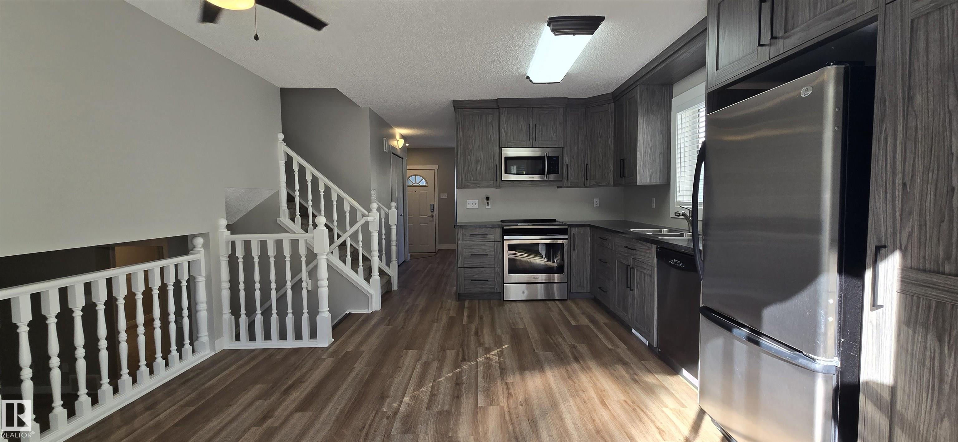 Photo 3 at 42 Blueberry Crescent, Clarkdale Meadows, Sherwood Park