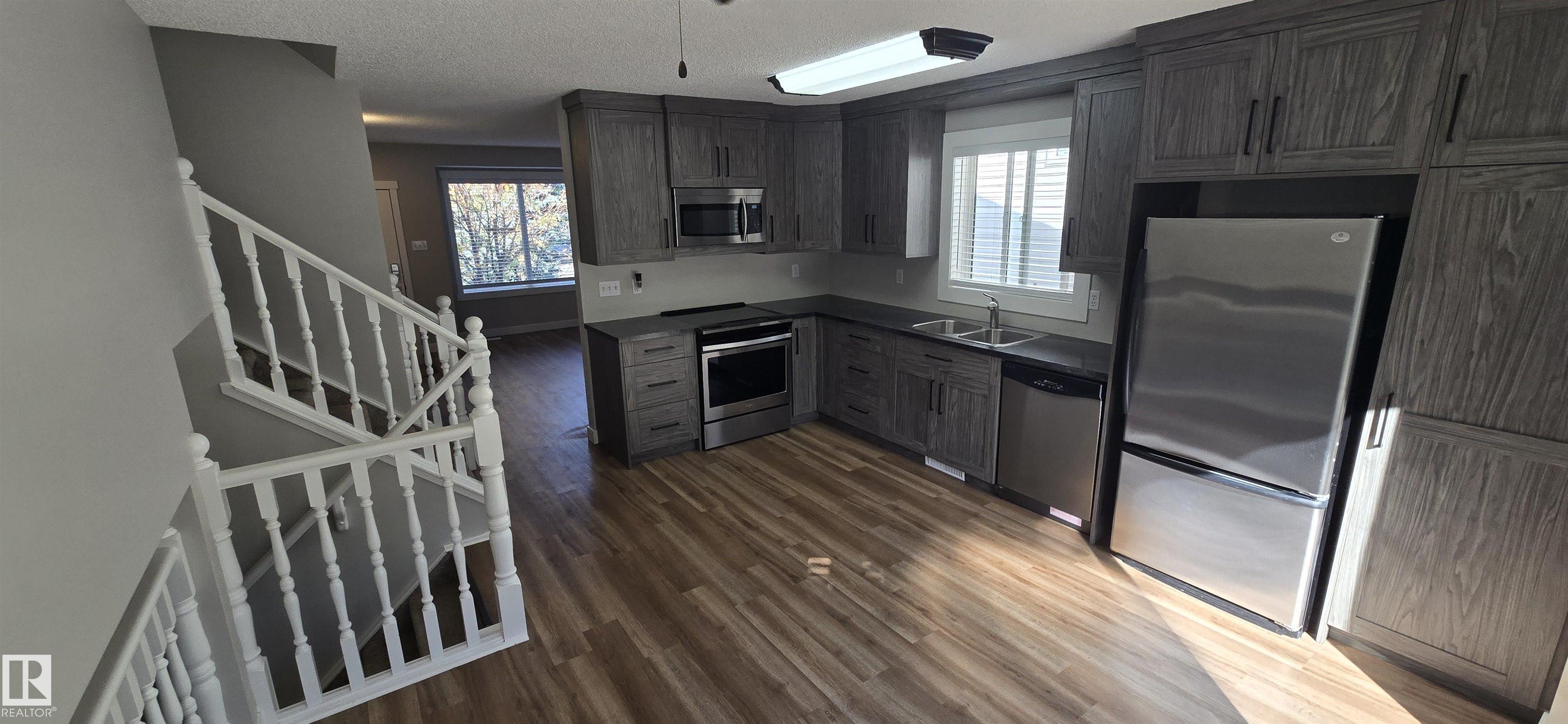 Photo 4 at 42 Blueberry Crescent, Clarkdale Meadows, Sherwood Park