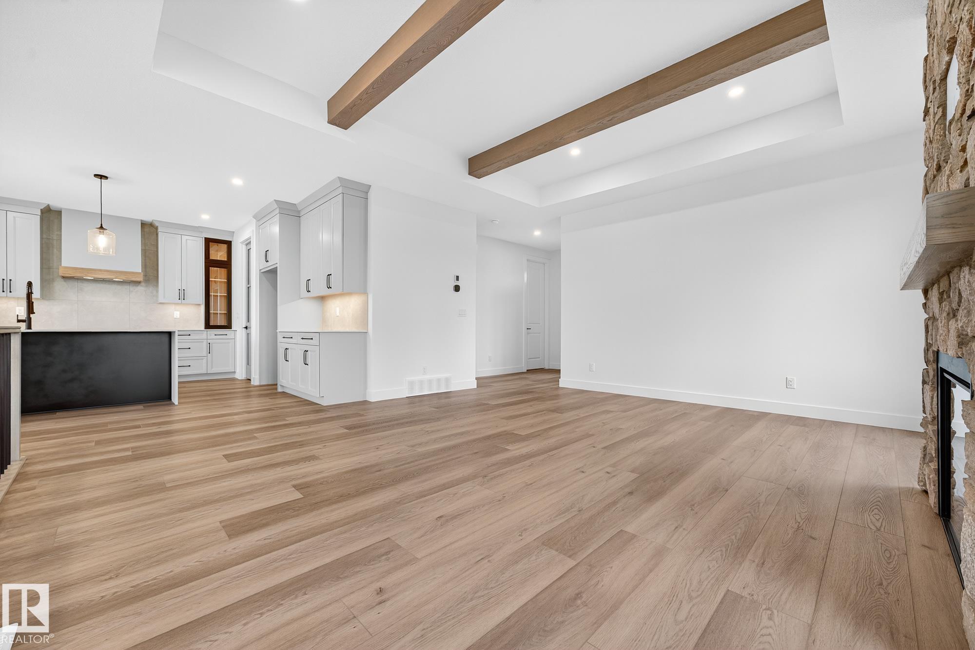 Photo 17 at 4013 41 Street, Azur, Beaumont