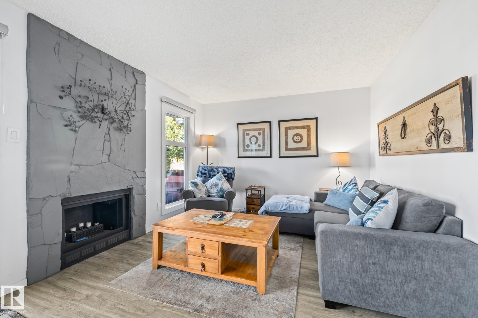 Photo 12 at 40 - 4707 126 Avenue NW, Homesteader, Edmonton