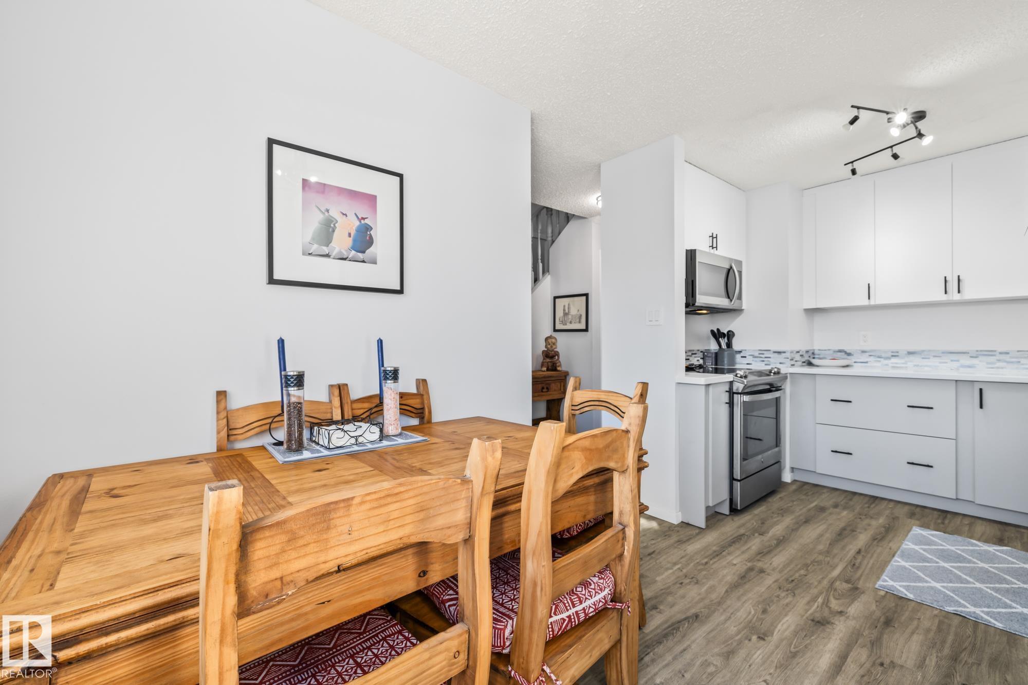 Photo 8 at 40 - 4707 126 Avenue NW, Homesteader, Edmonton