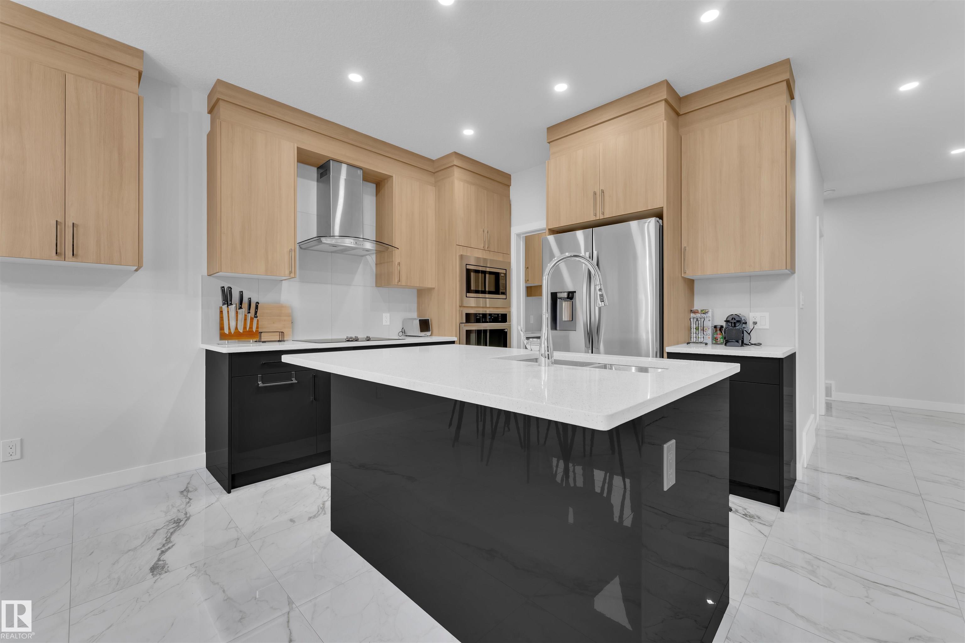 Photo 3 at 4013 36 Street, Azur, Beaumont