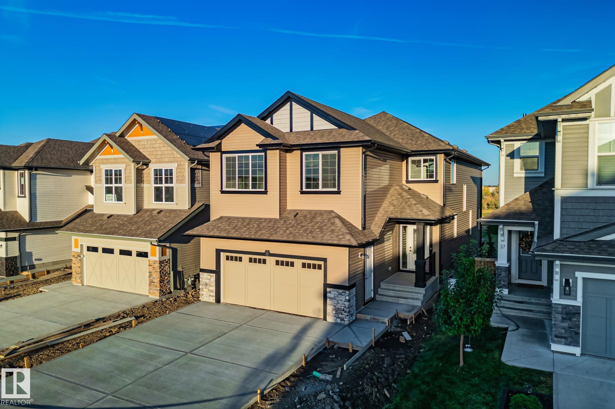 Photo 3 at 41 Savoy Cr, Summerwood, Sherwood Park