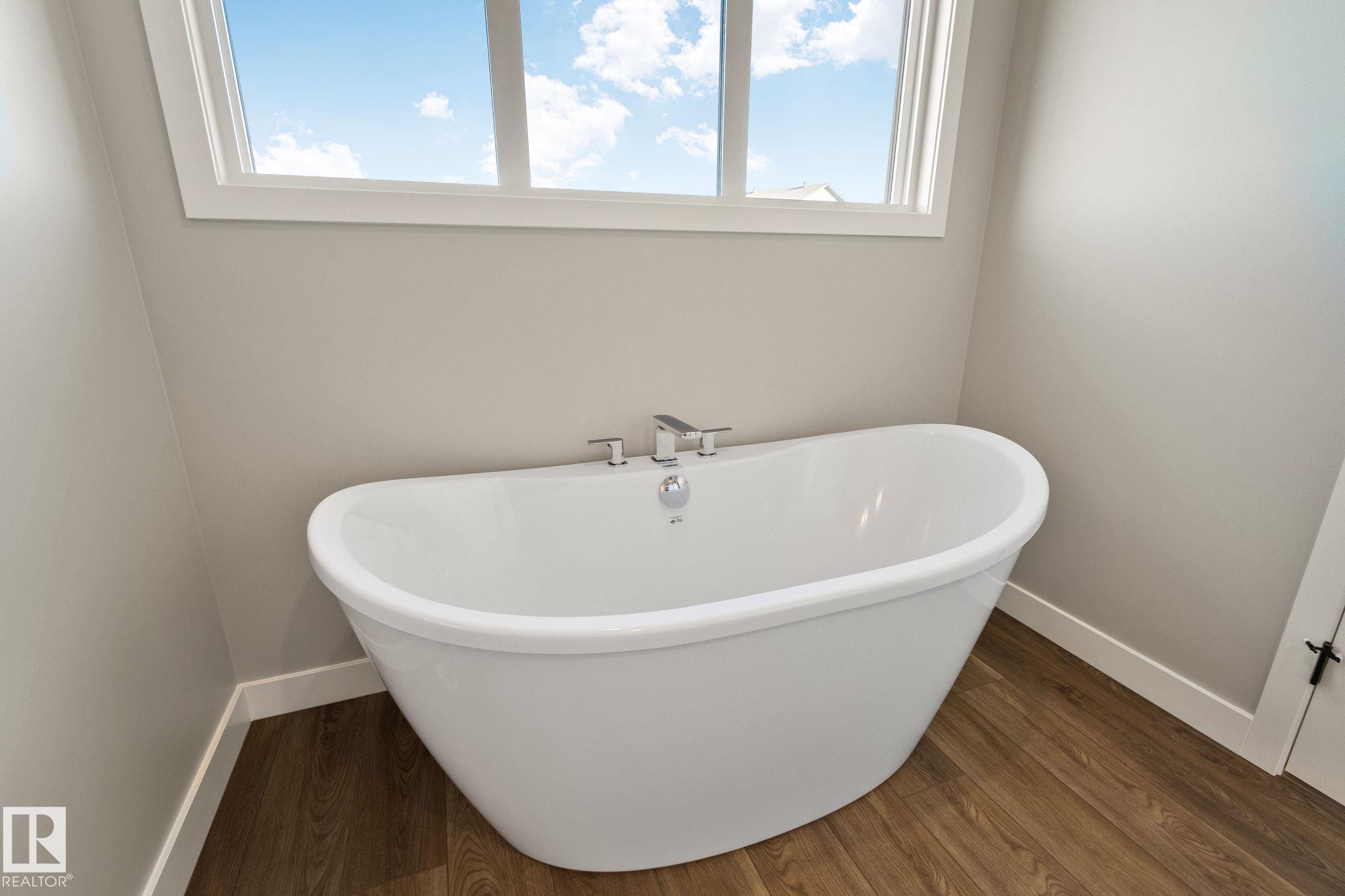 Photo 32 at 41 Savoy Cr, Summerwood, Sherwood Park