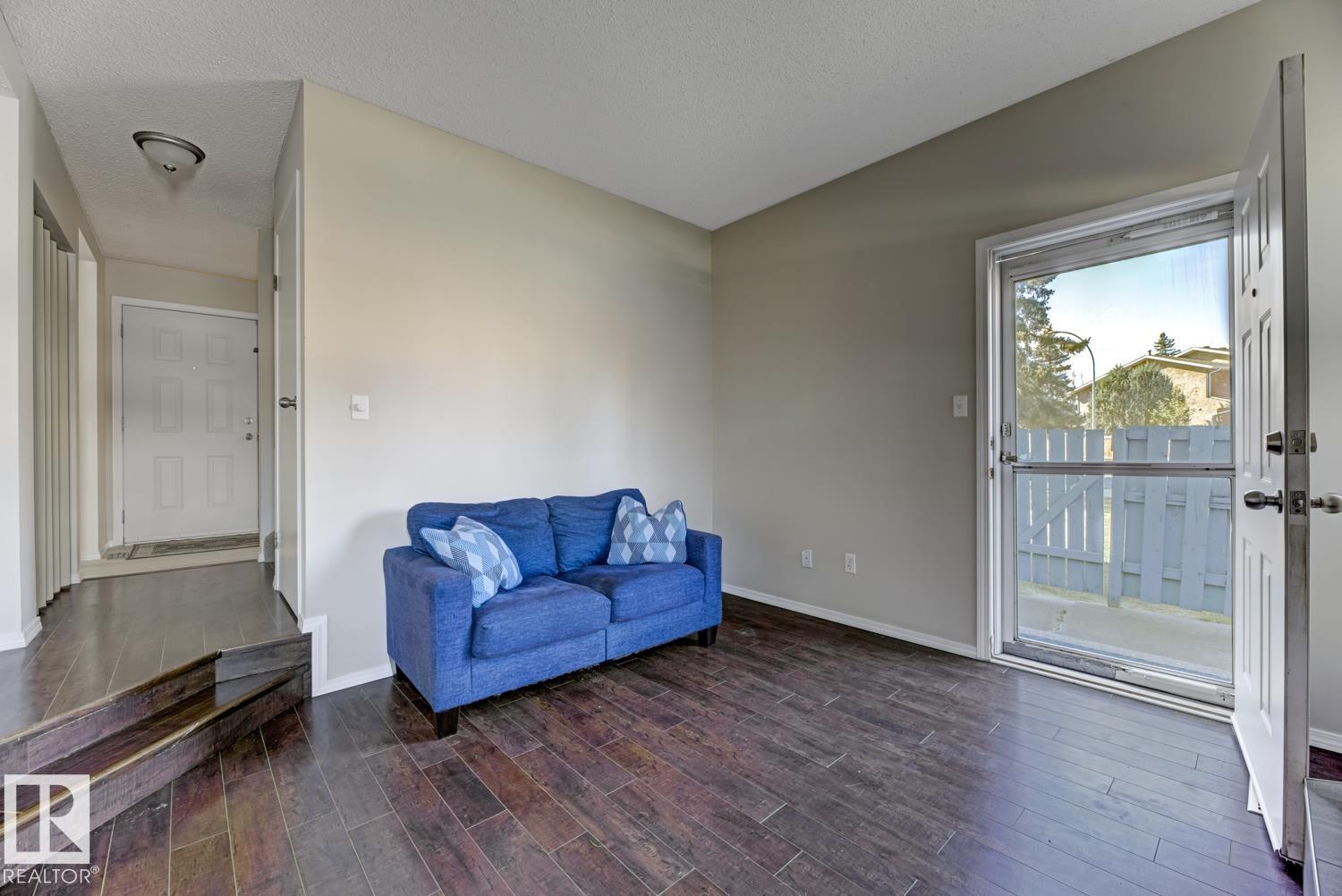 Photo 18 at 33 - 15710 Beaumaris Road NW, Beaumaris, Edmonton