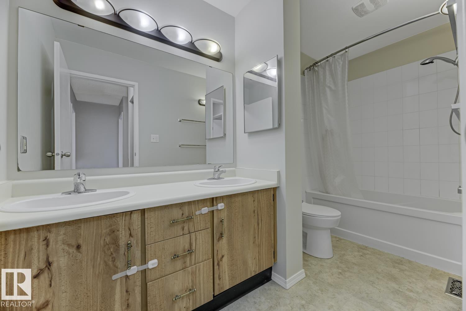Photo 24 at 33 - 15710 Beaumaris Road NW, Beaumaris, Edmonton