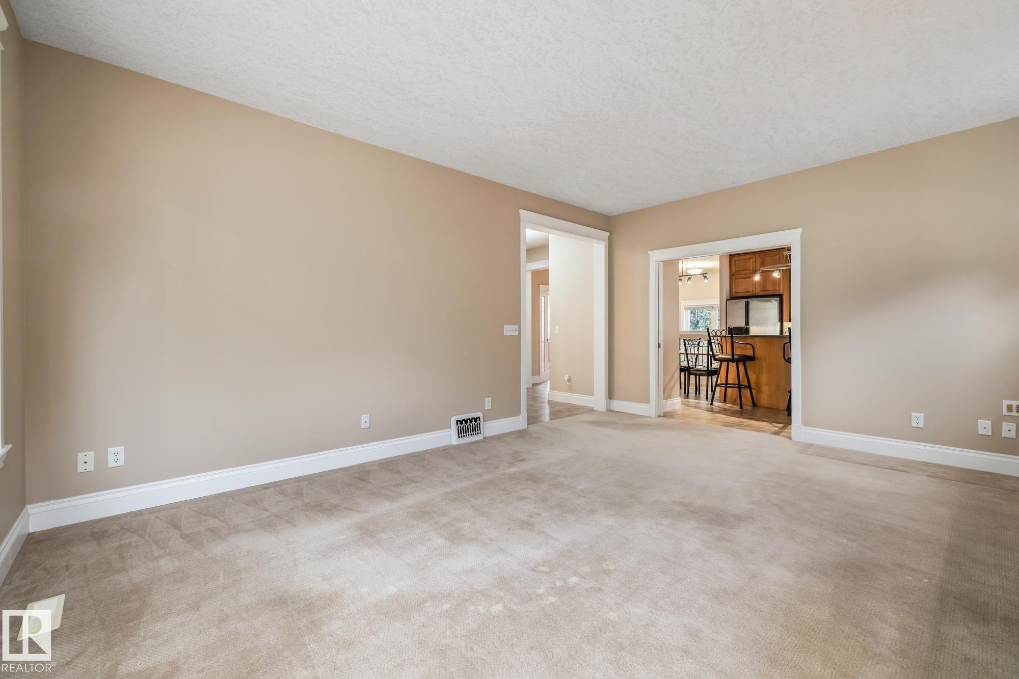 Photo 22 at 9319 93 Street NW, Bonnie Doon, Edmonton