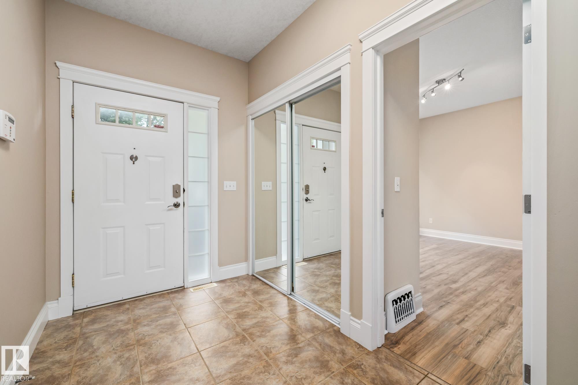 Photo 25 at 9319 93 Street NW, Bonnie Doon, Edmonton