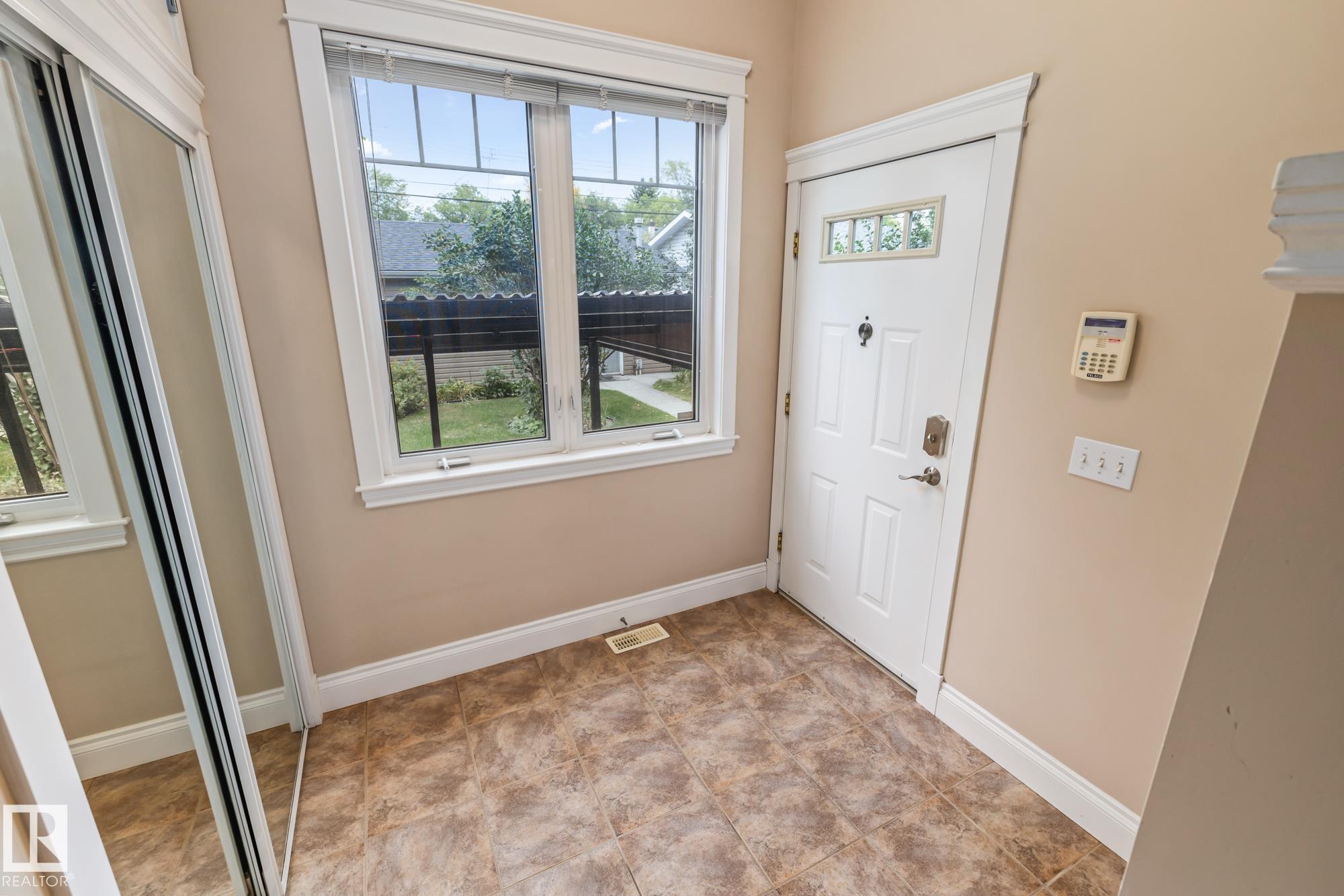 Photo 46 at 9319 93 Street NW, Bonnie Doon, Edmonton