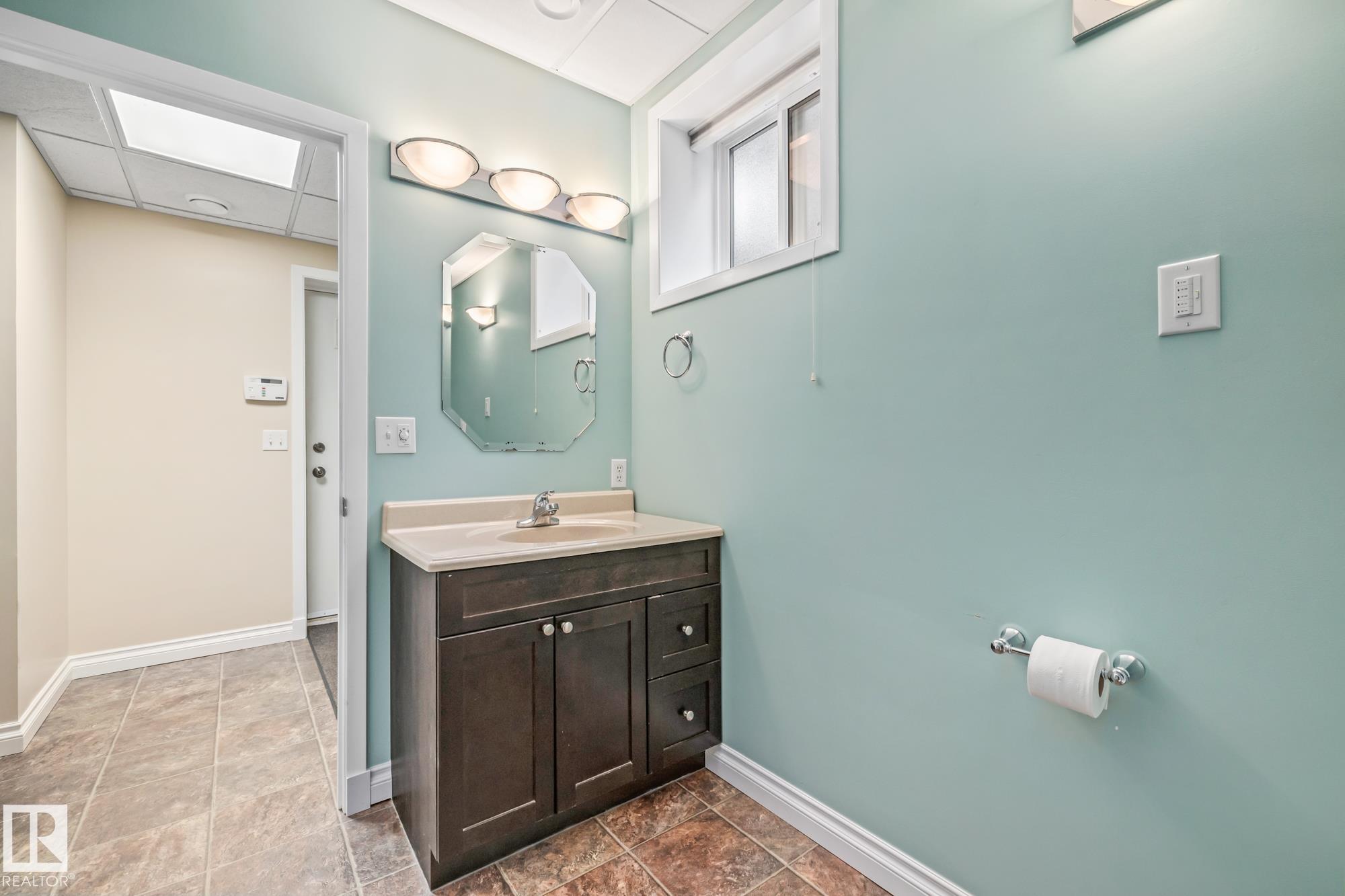 Photo 55 at 9319 93 Street NW, Bonnie Doon, Edmonton