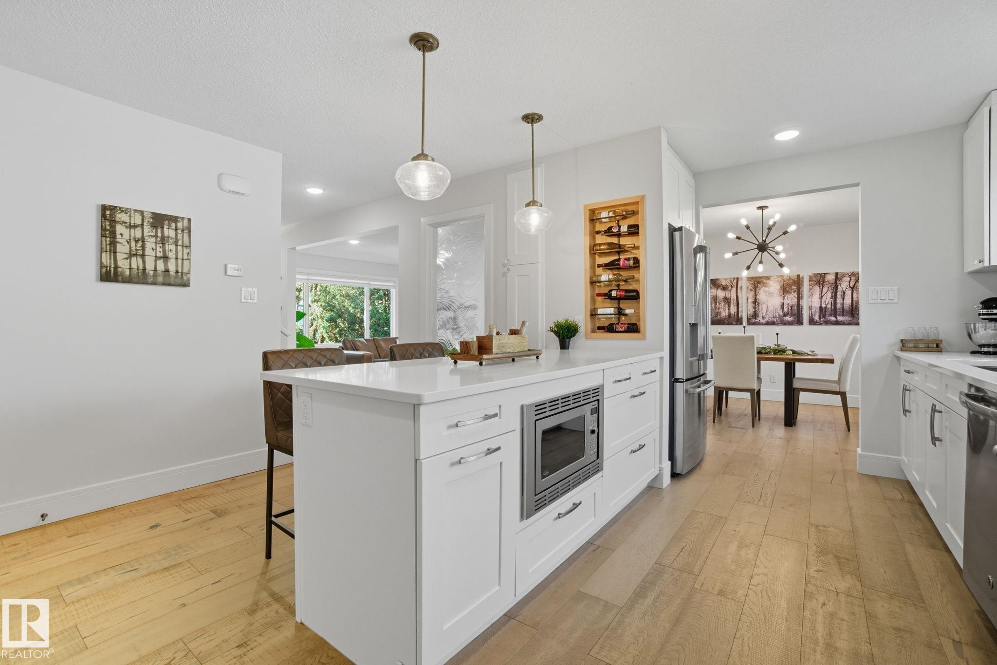 Photo 17 at 12436 Lansdowne Drive NW, Lansdowne, Edmonton
