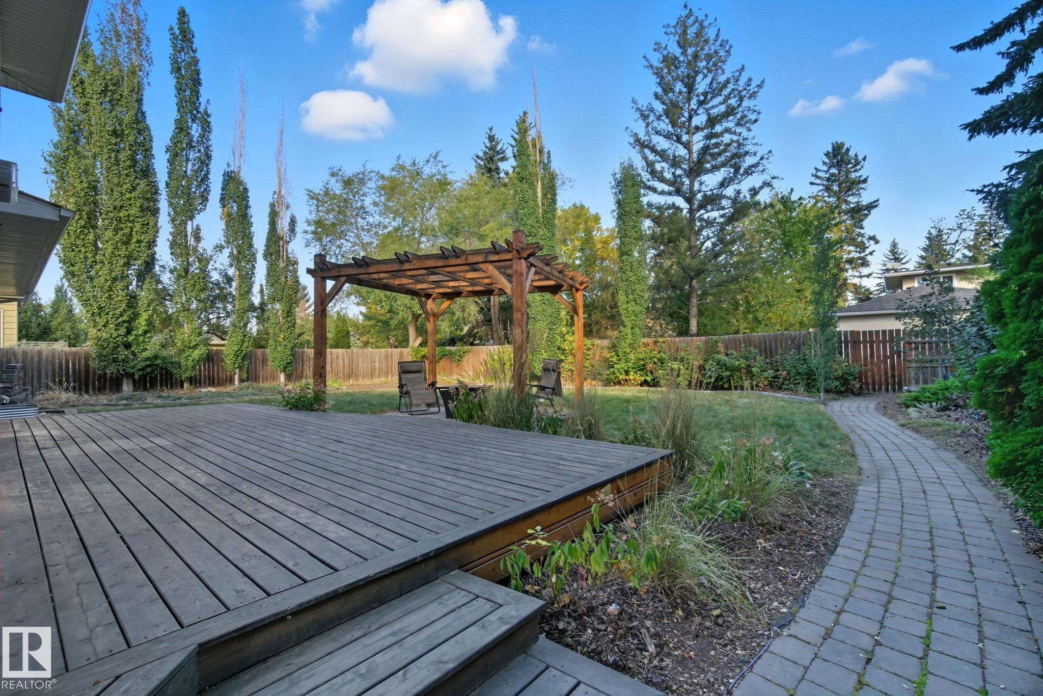 Photo 51 at 12436 Lansdowne Drive NW, Lansdowne, Edmonton