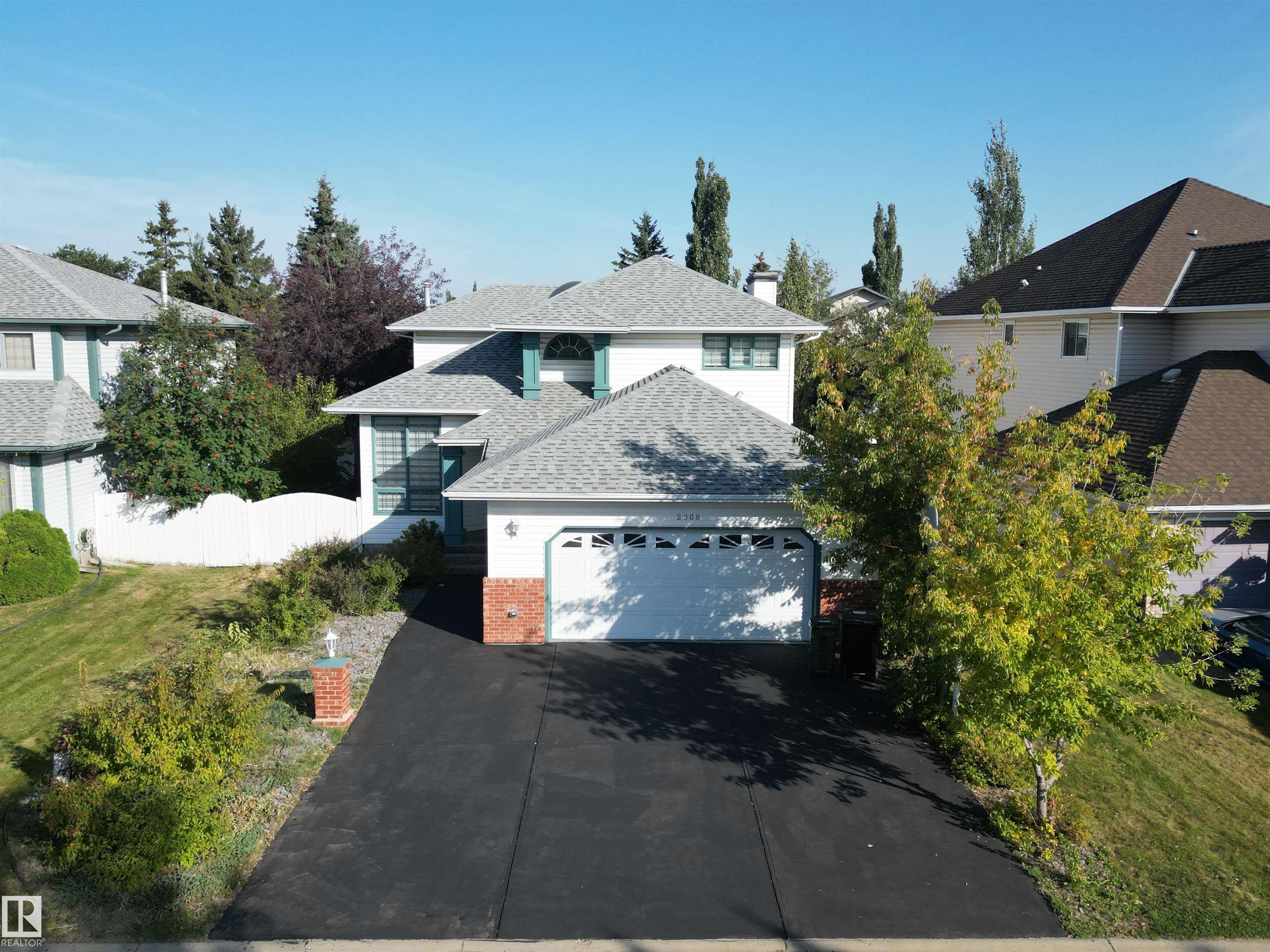 2908 44a Avenue NW, Larkspur, Edmonton 