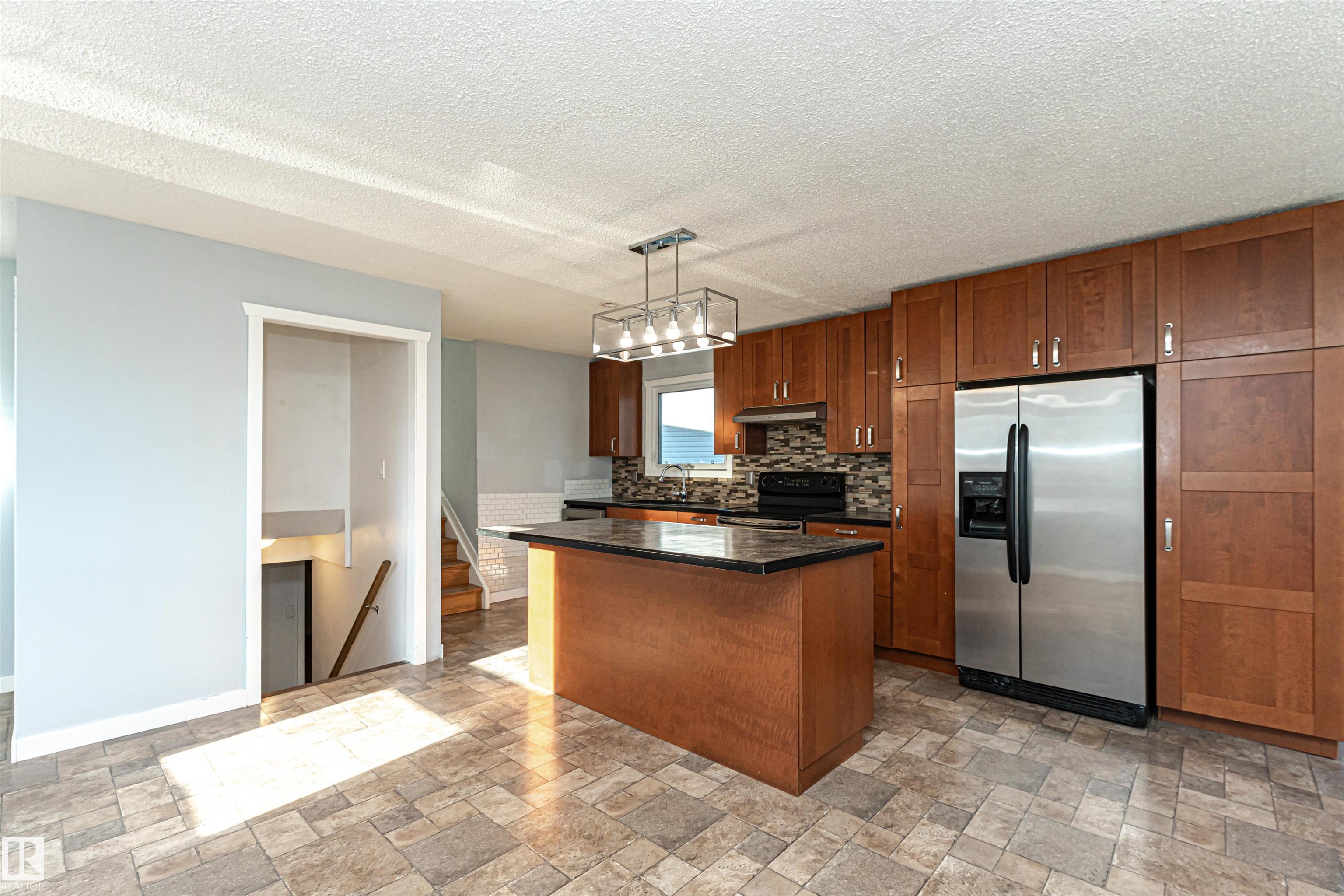 Photo 13 at 9009 102 Avenue, Morinville