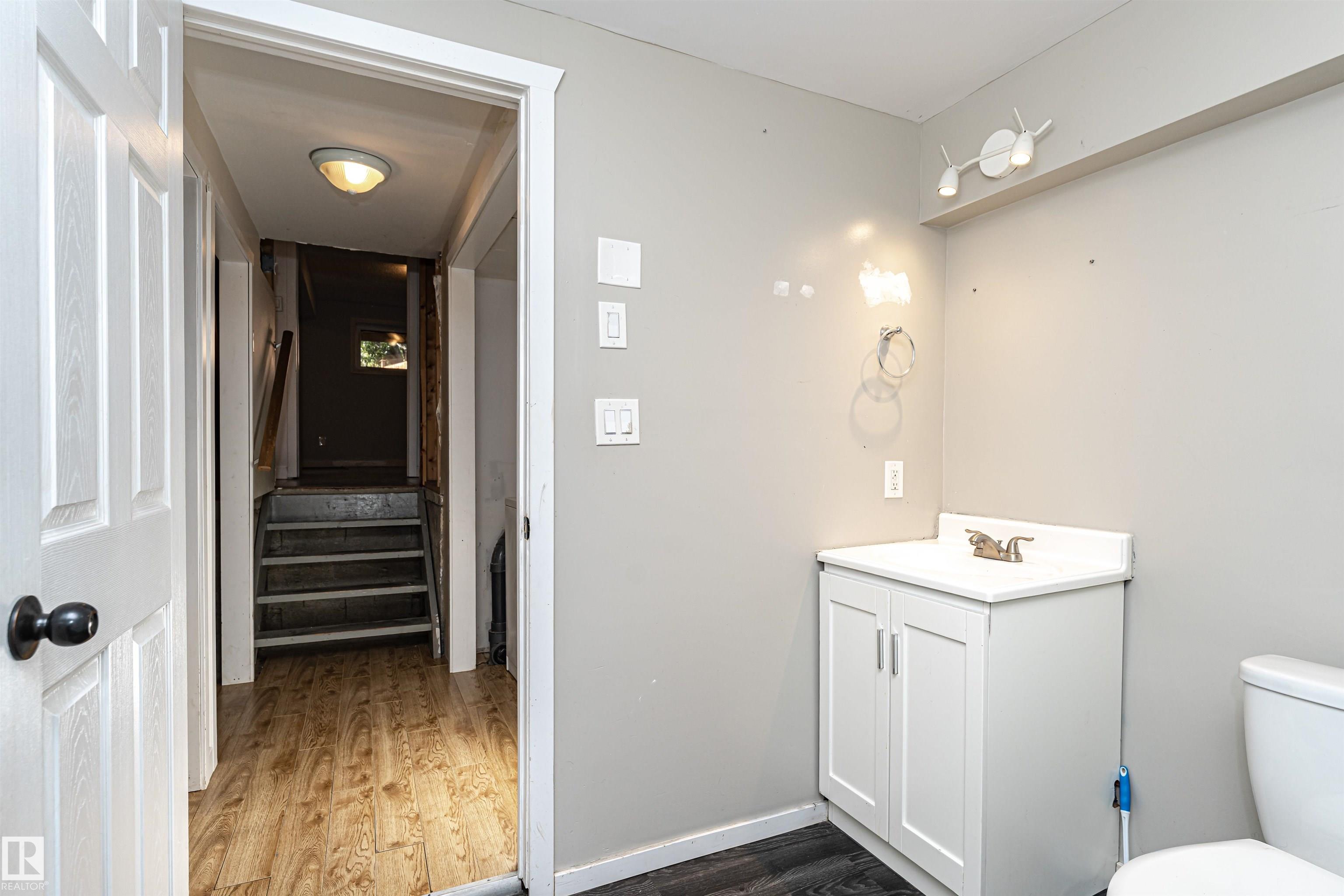 Photo 39 at 9009 102 Avenue, Morinville