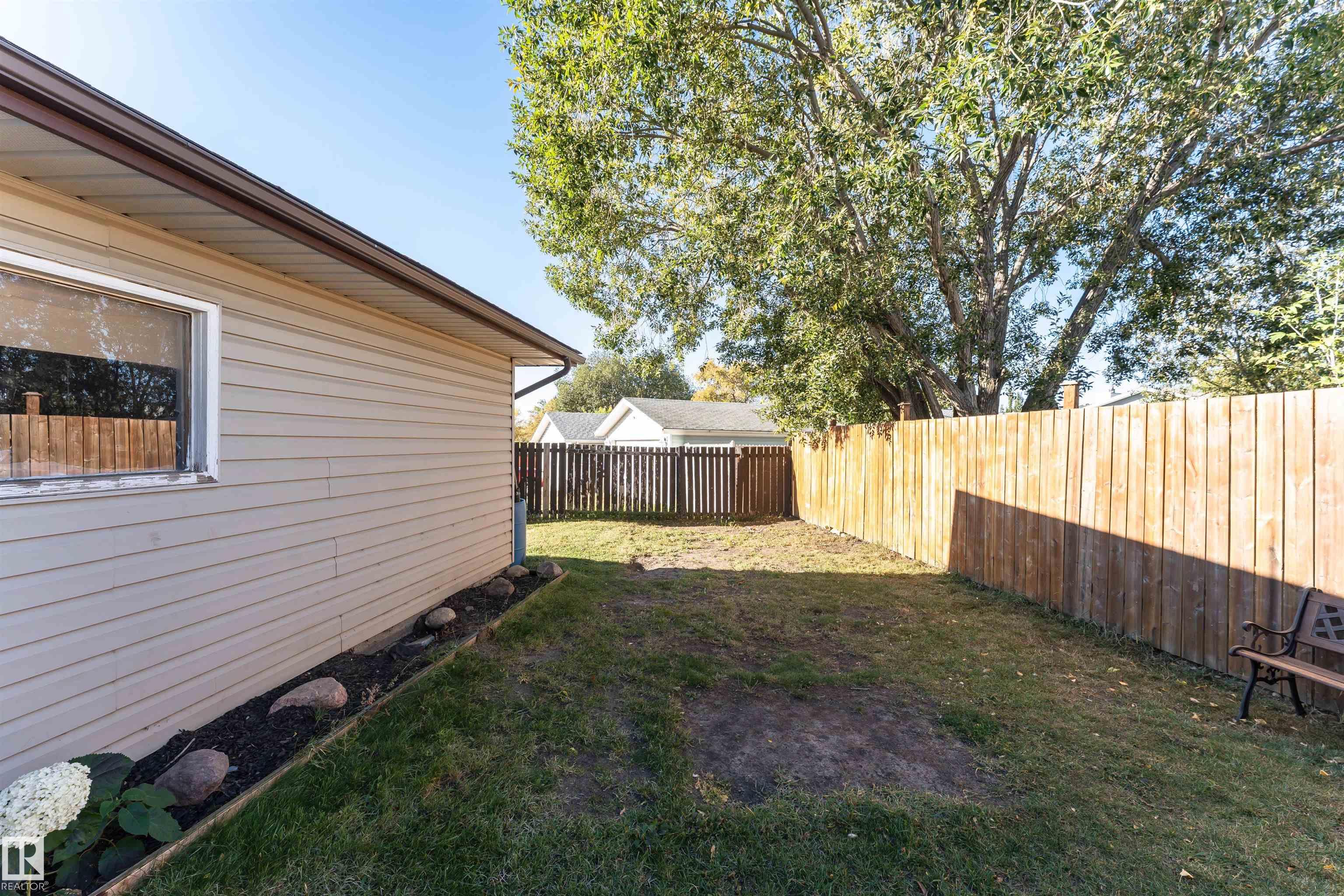 Photo 47 at 9009 102 Avenue, Morinville
