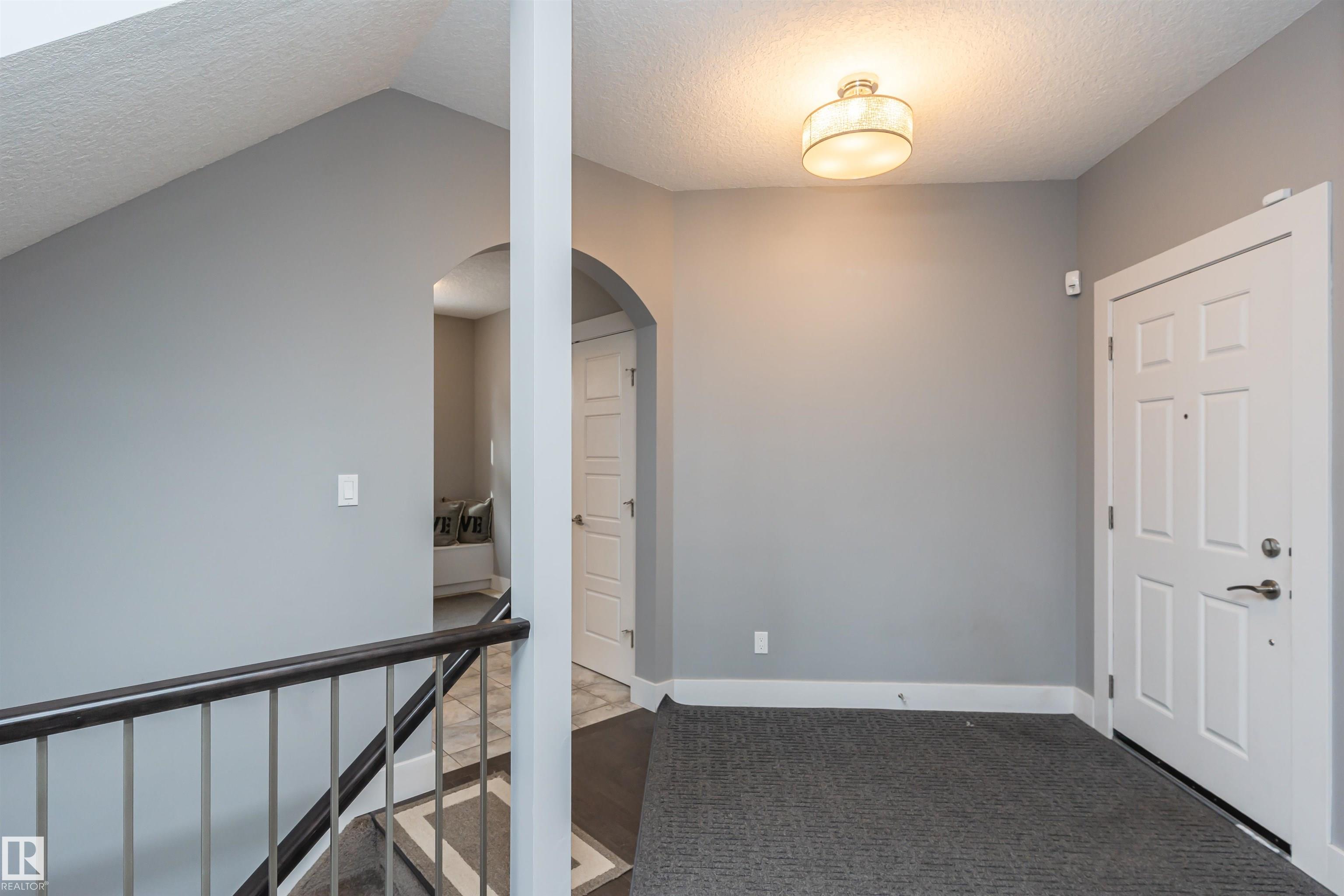 Photo 3 at 837 Hodgins Road NW, The Hamptons, Edmonton