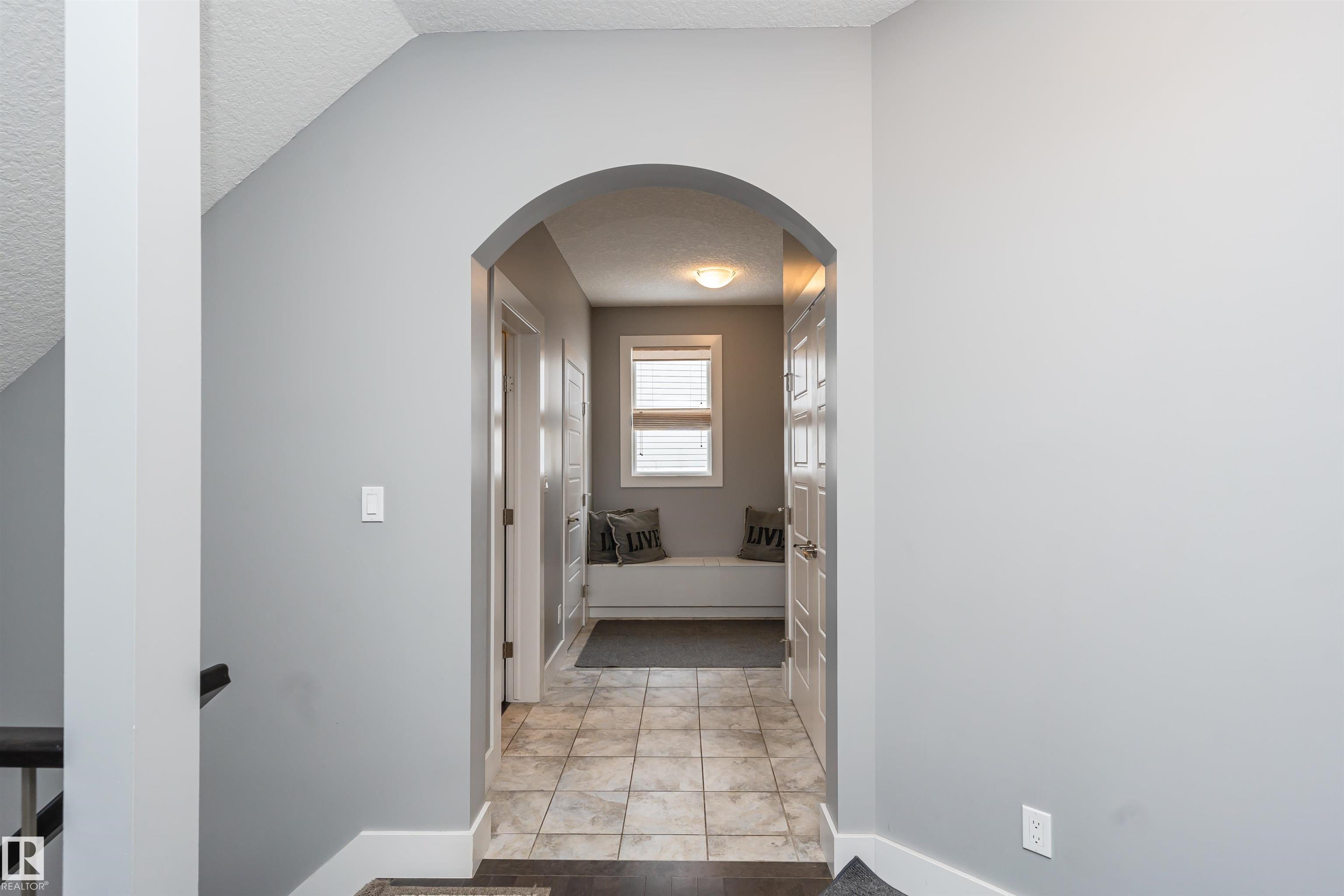 Photo 4 at 837 Hodgins Road NW, The Hamptons, Edmonton