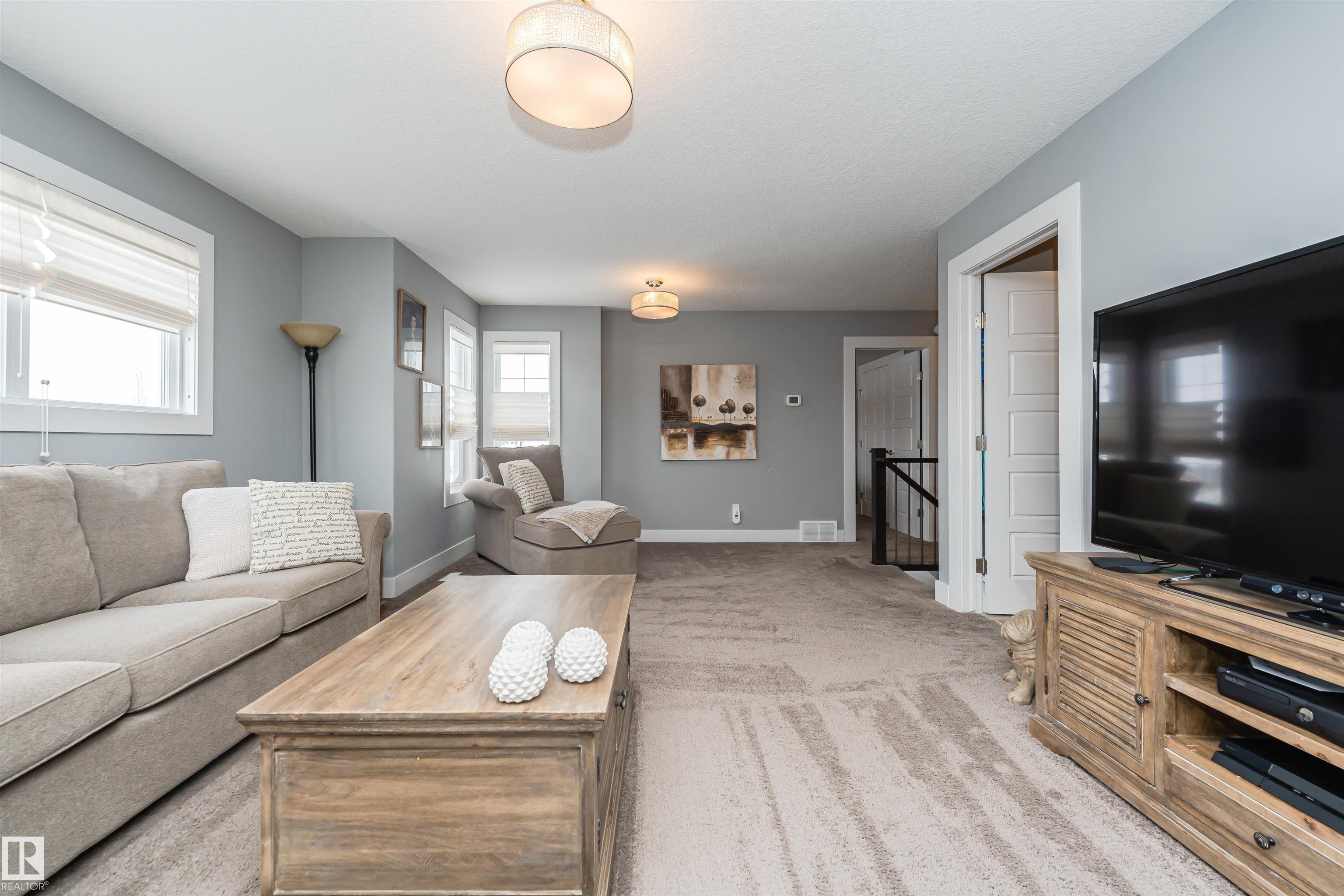 Photo 33 at 837 Hodgins Road NW, The Hamptons, Edmonton