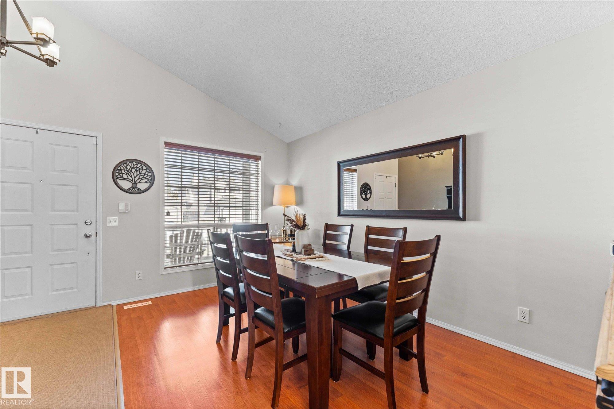 Photo 11 at 89 Landsdowne Drive, Lakewood, Spruce Grove