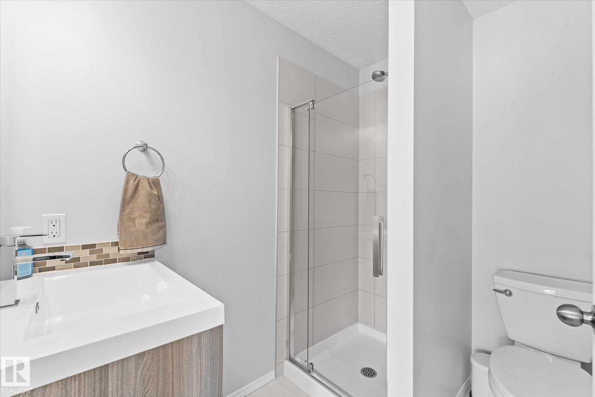 Photo 28 at 89 Landsdowne Drive, Lakewood, Spruce Grove