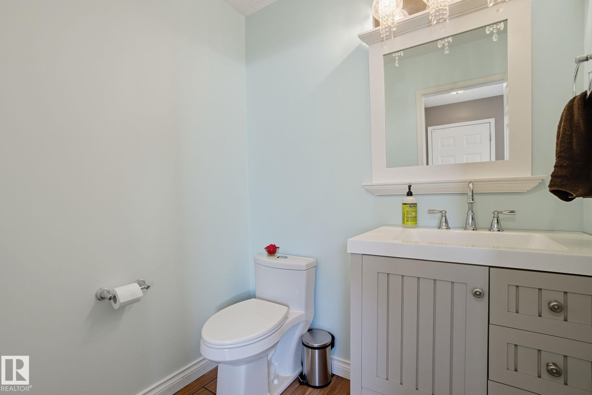 Photo 17 at 1438 Grant Way NW, Glastonbury, Edmonton