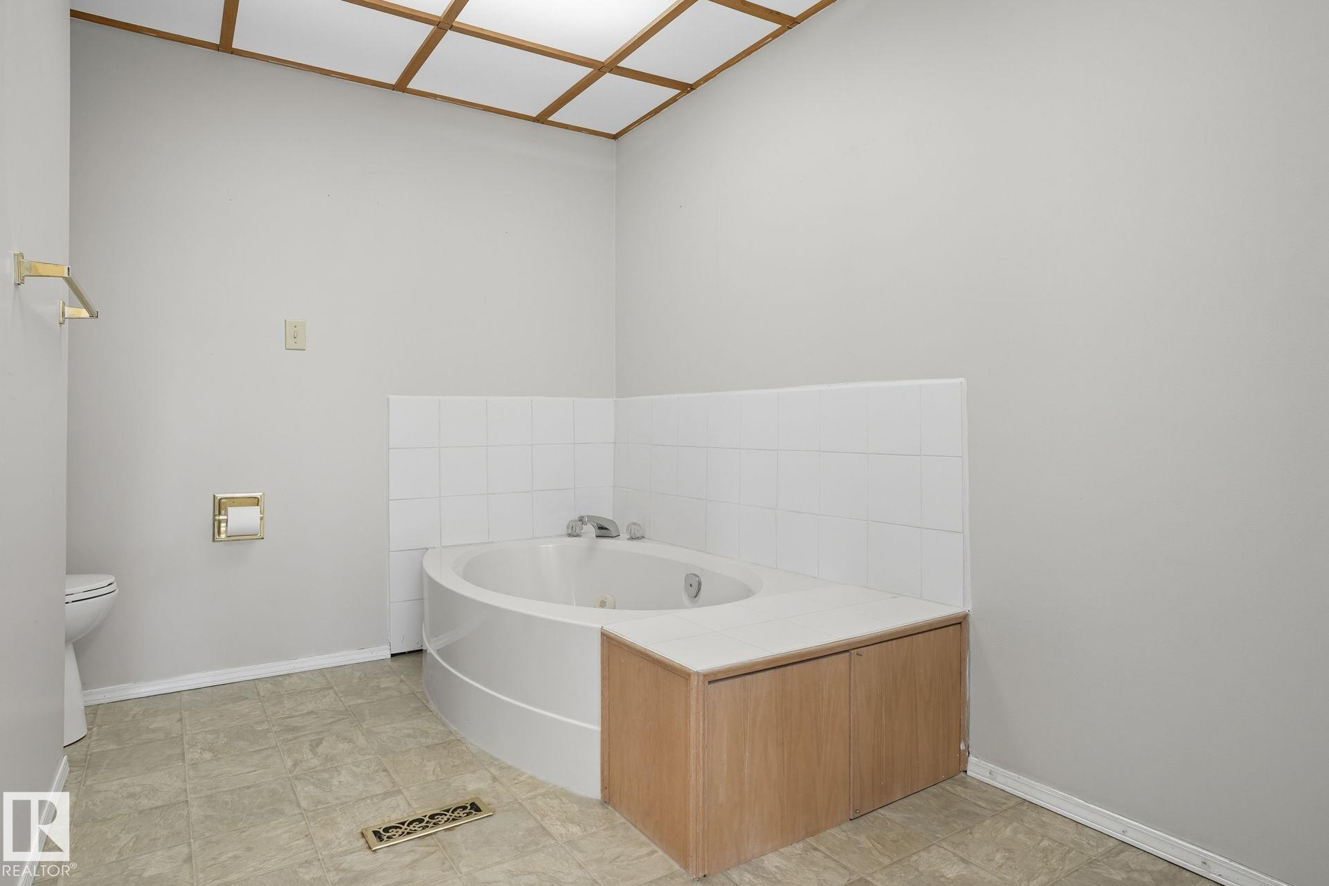 Photo 25 at 7 Pembina Place, Pineview, St. Albert