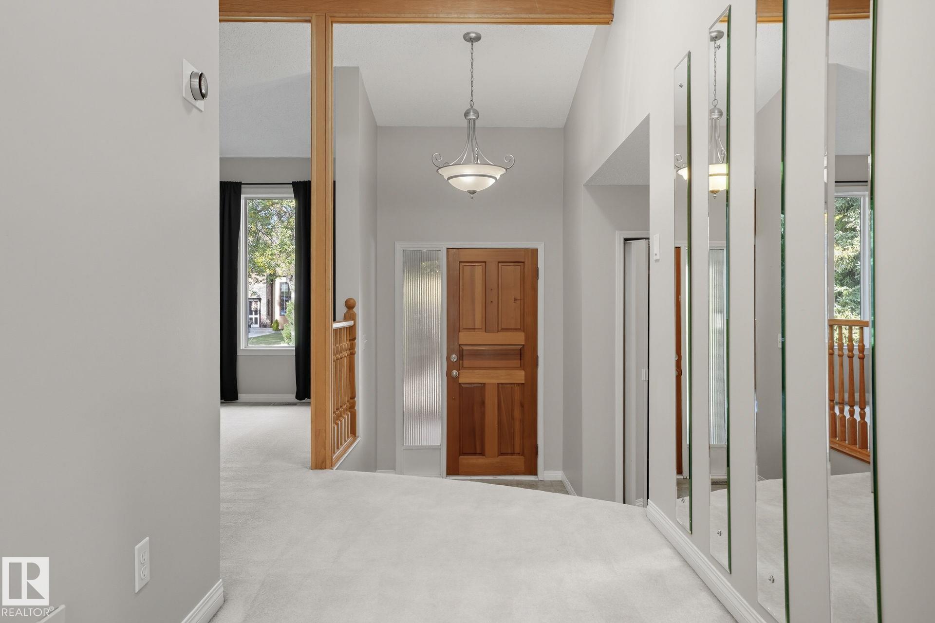 Photo 4 at 7 Pembina Place, Pineview, St. Albert