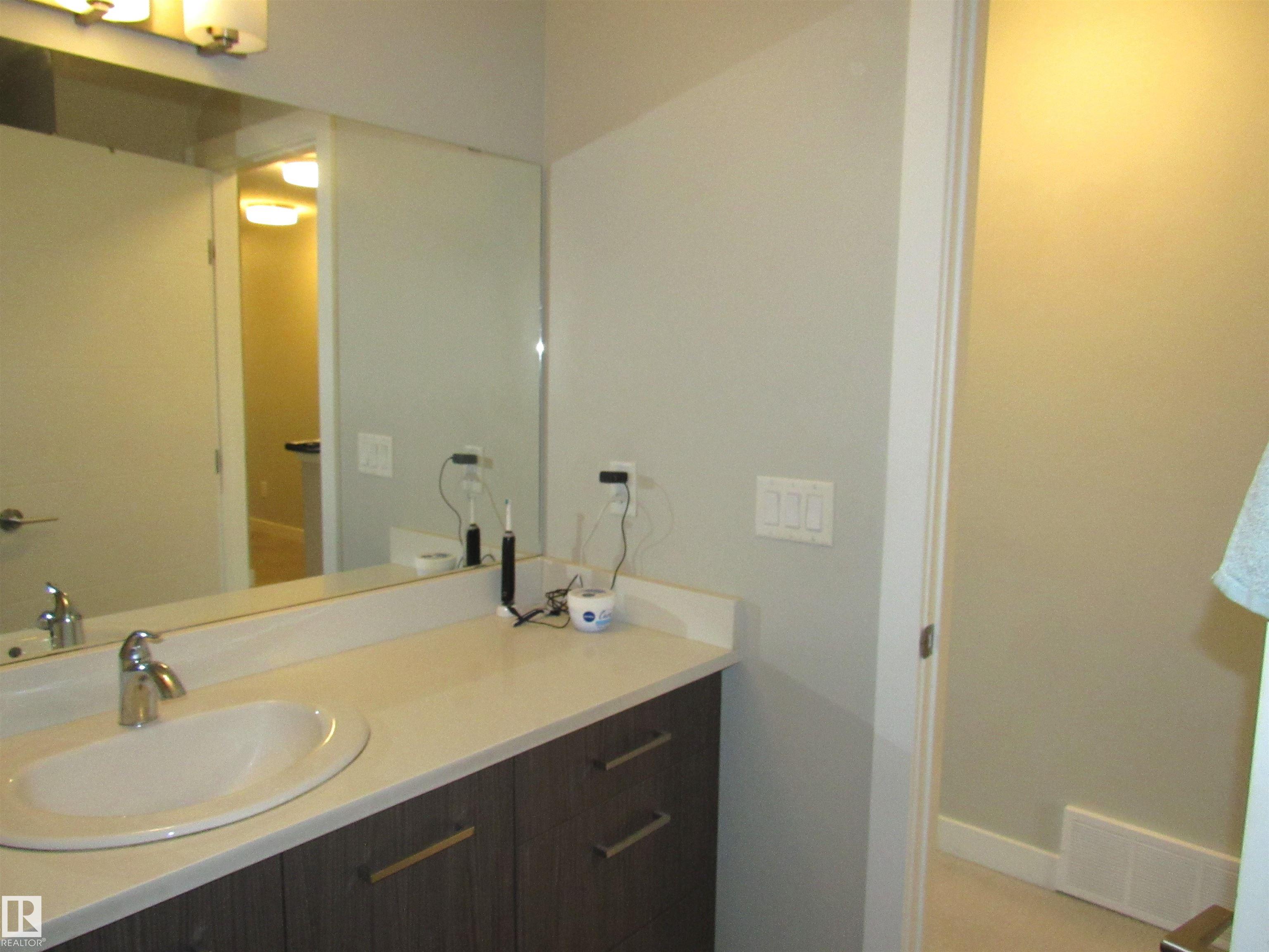 Photo 23 at 90 - 2560 Pegasus Boulevard NW, Griesbach, Edmonton