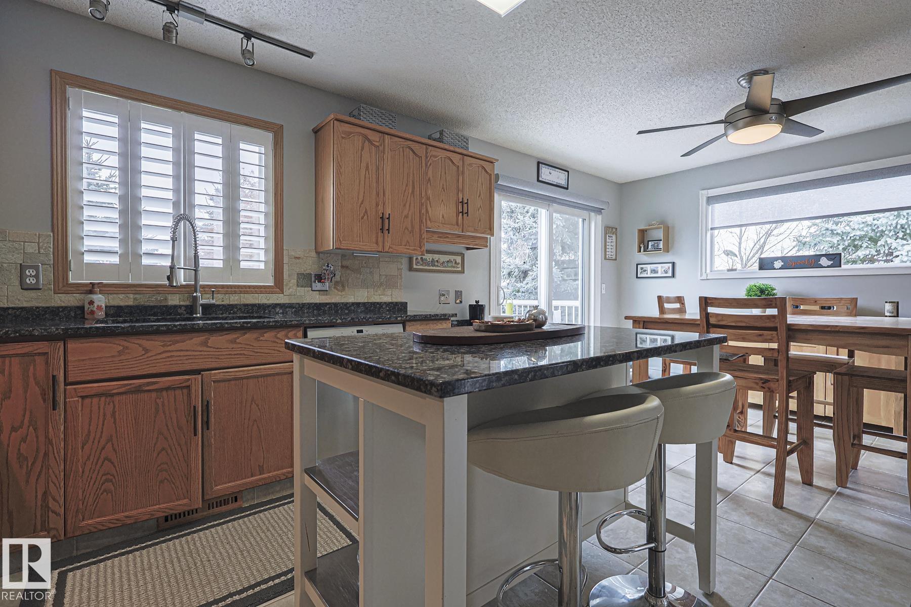 Photo 15 at 38 - 56220 Rge Road 230, Sturgeon Valley Estate, Rural Sturgeon County
