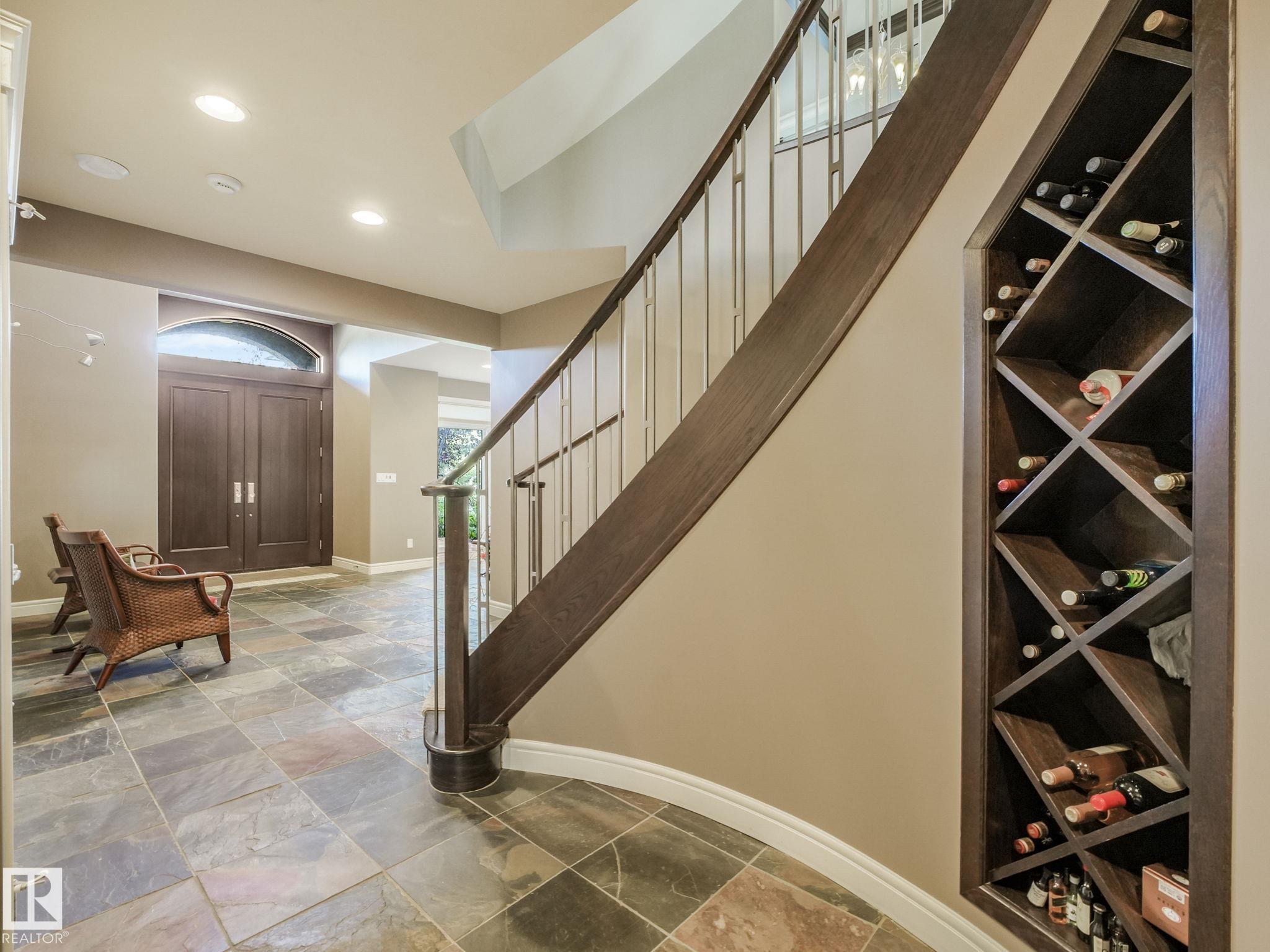 Photo 5 at 2408 Martell Crescent NW, Magrath Heights, Edmonton