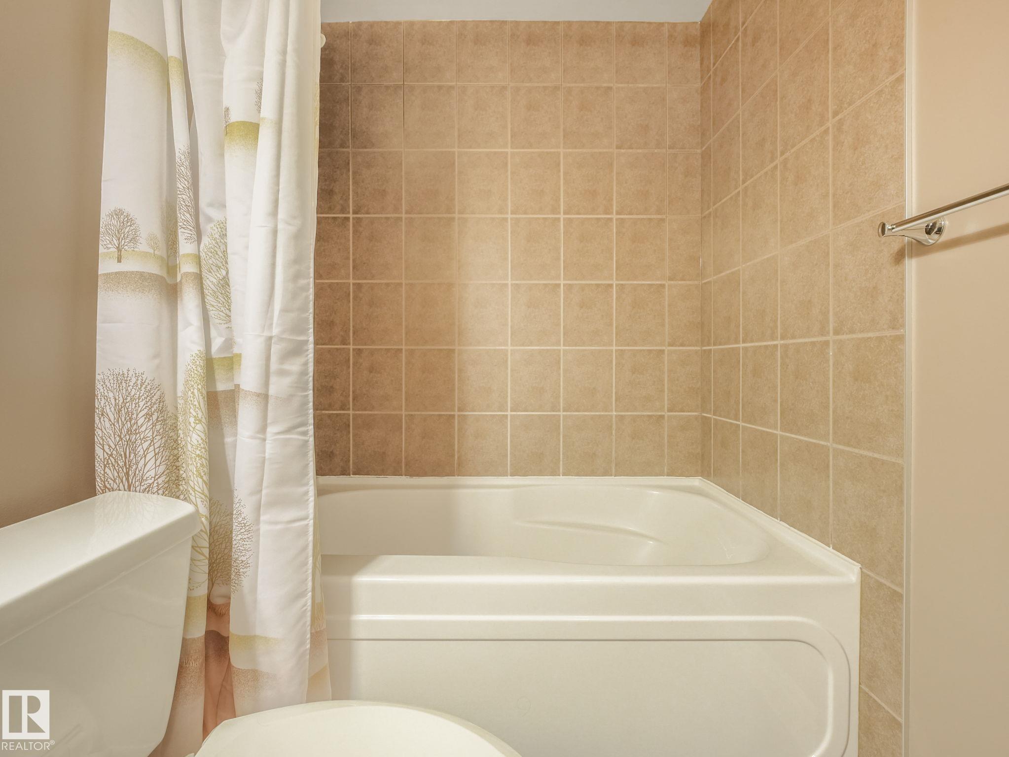Photo 59 at 2408 Martell Crescent NW, Magrath Heights, Edmonton