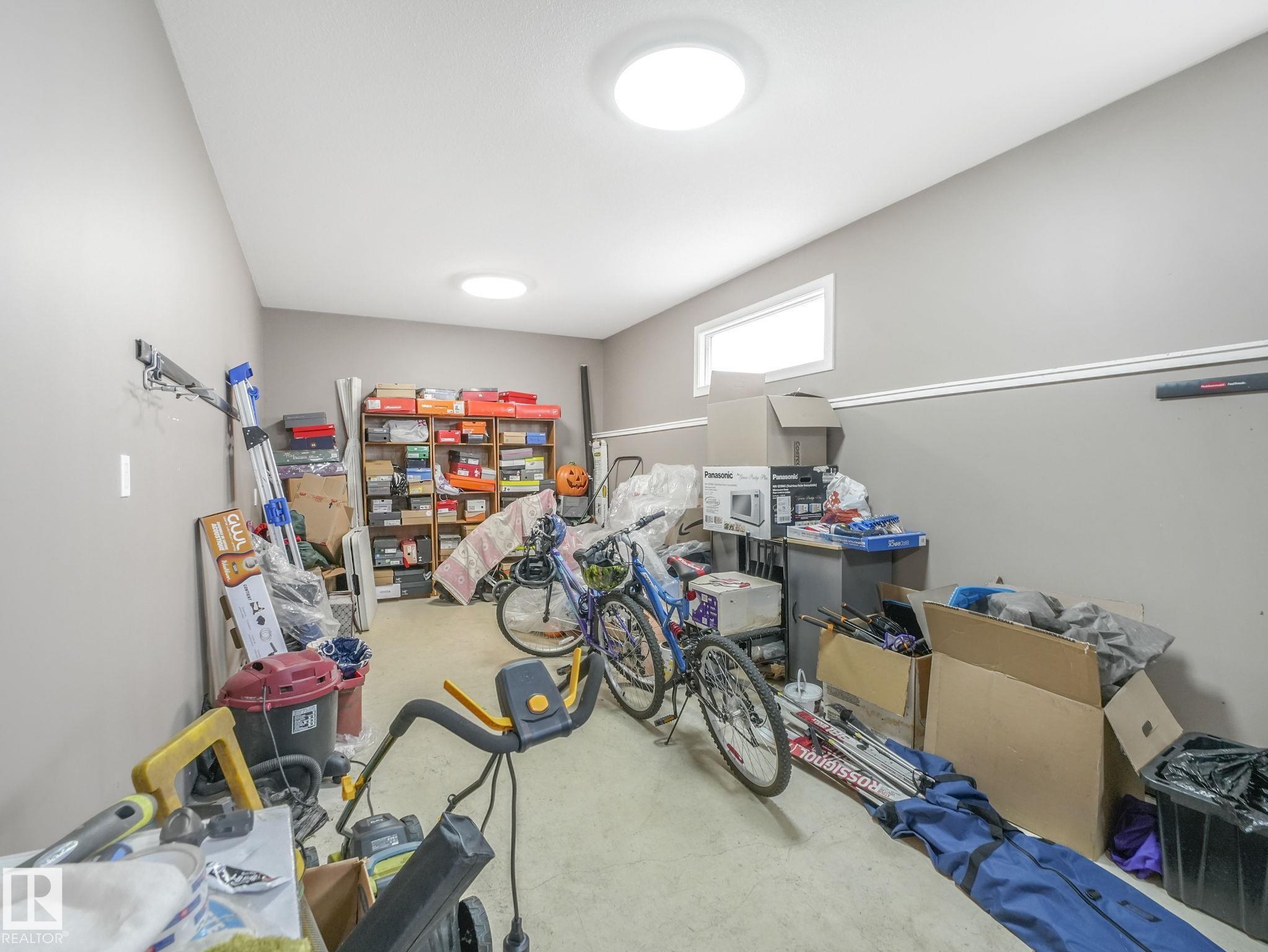 Photo 60 at 2408 Martell Crescent NW, Magrath Heights, Edmonton