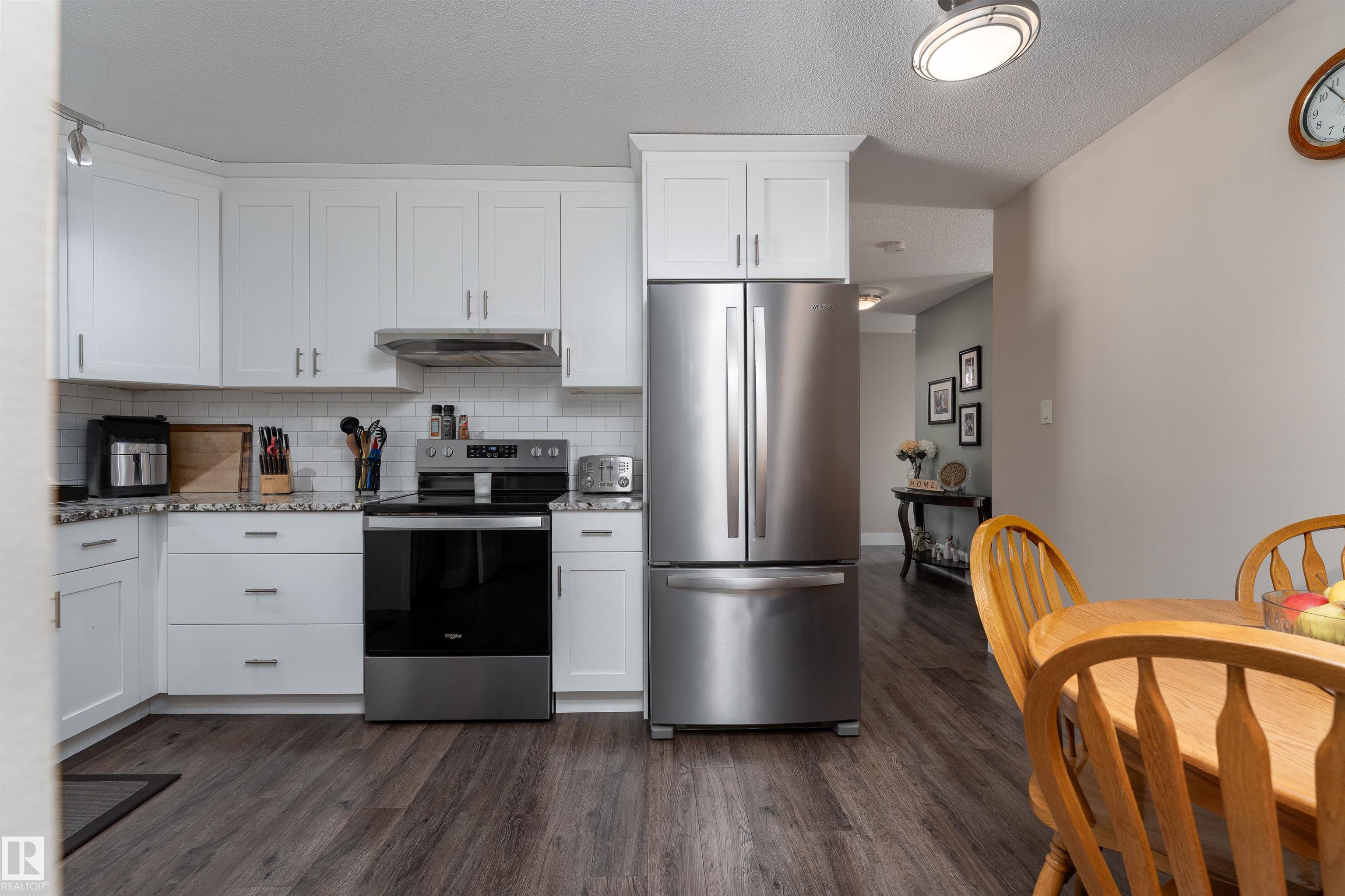 Photo 11 at 1031 Lueders Crescent, Westboro, Sherwood Park