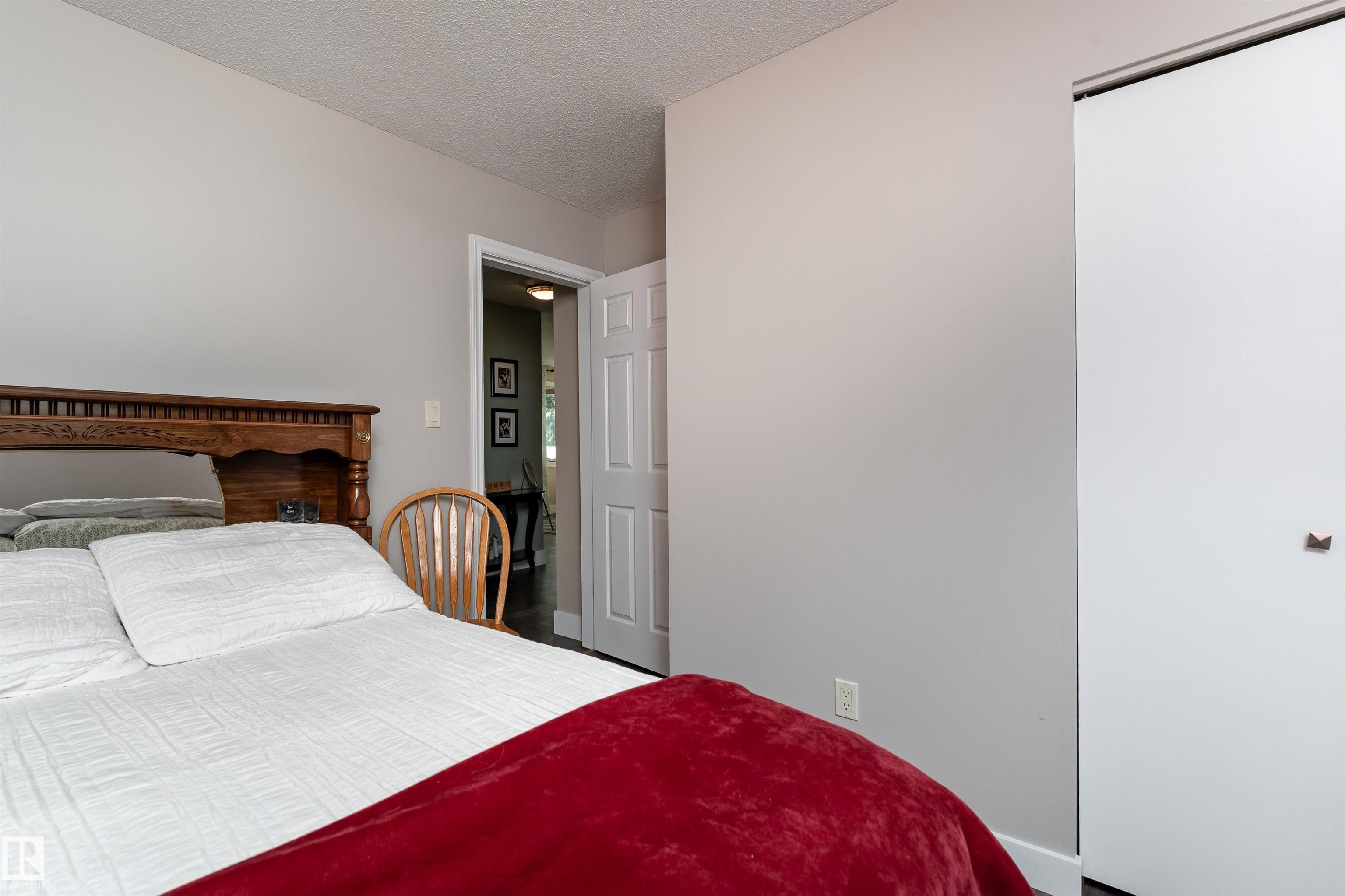 Photo 17 at 1031 Lueders Crescent, Westboro, Sherwood Park