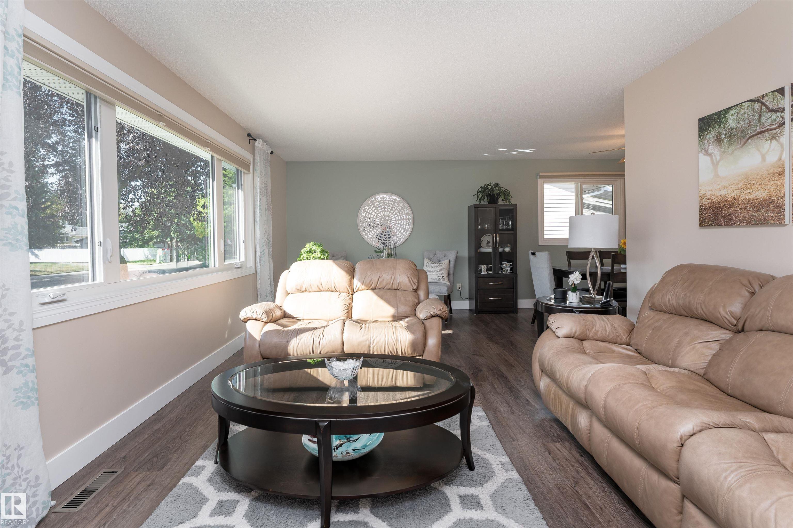 Photo 3 at 1031 Lueders Crescent, Westboro, Sherwood Park