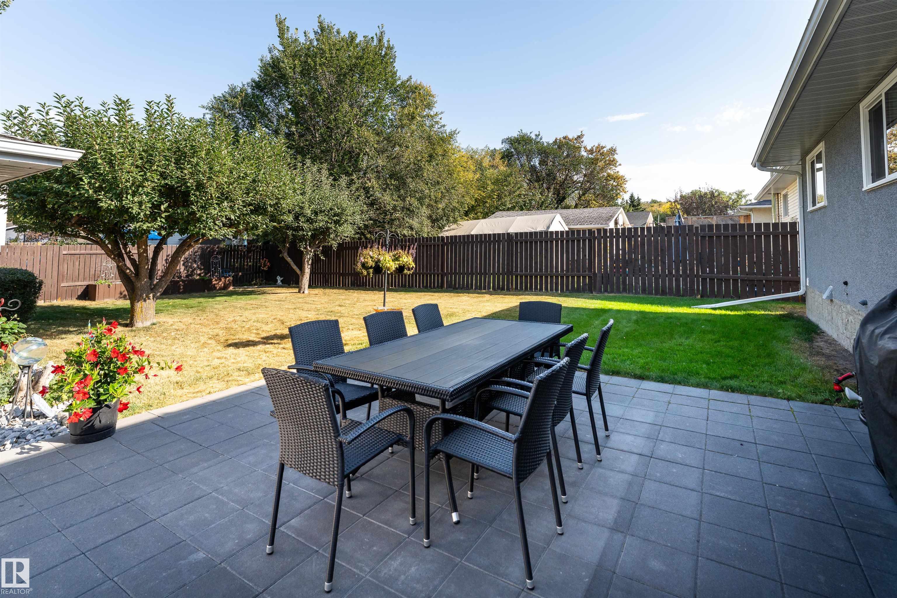 Photo 34 at 1031 Lueders Crescent, Westboro, Sherwood Park