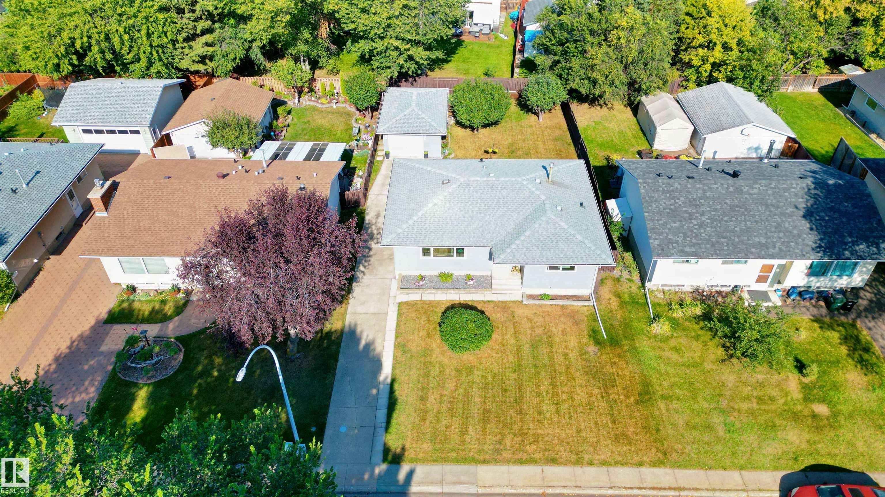 Photo 46 at 1031 Lueders Crescent, Westboro, Sherwood Park