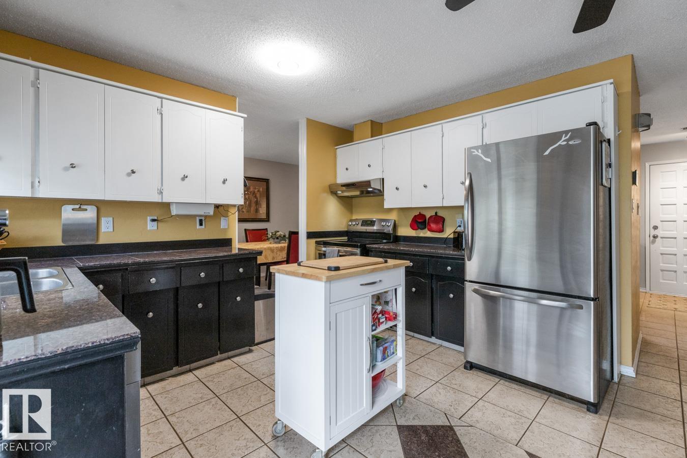 Photo 11 at 115 Glenridge Place, Glen Allan, Sherwood Park