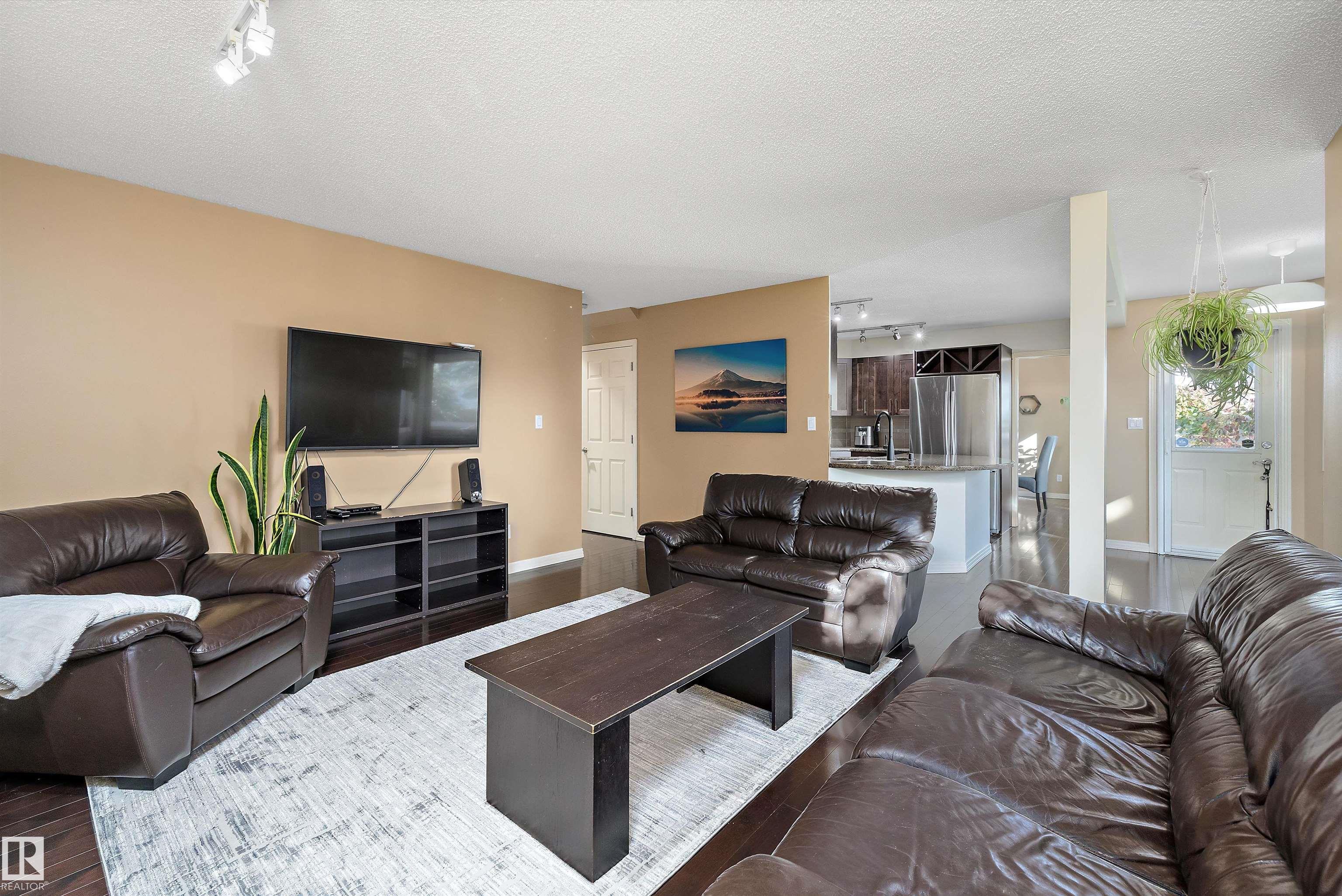 Photo 13 at 10 Delisle Court, Deer Ridge, St. Albert