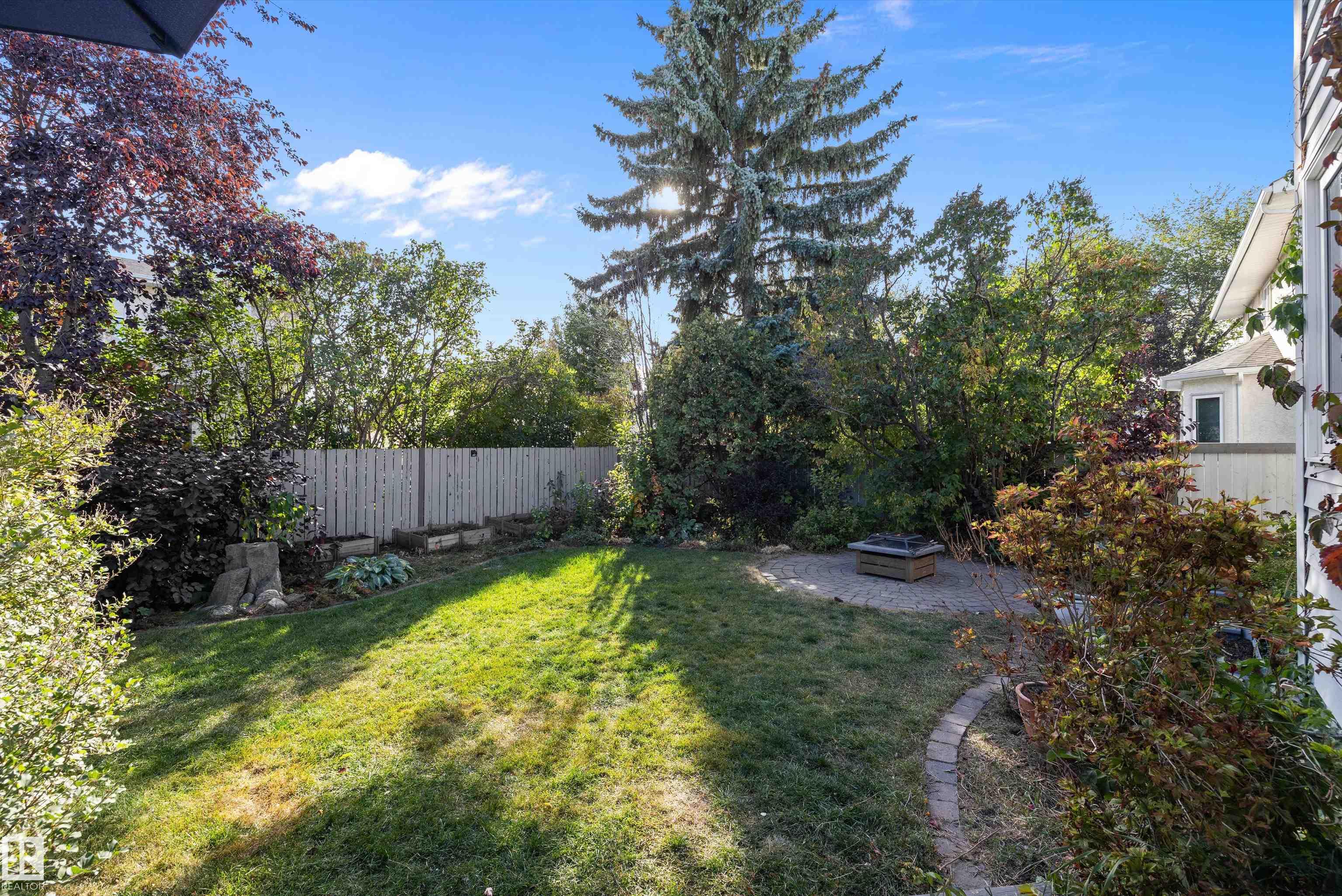 Photo 56 at 10 Delisle Court, Deer Ridge, St. Albert