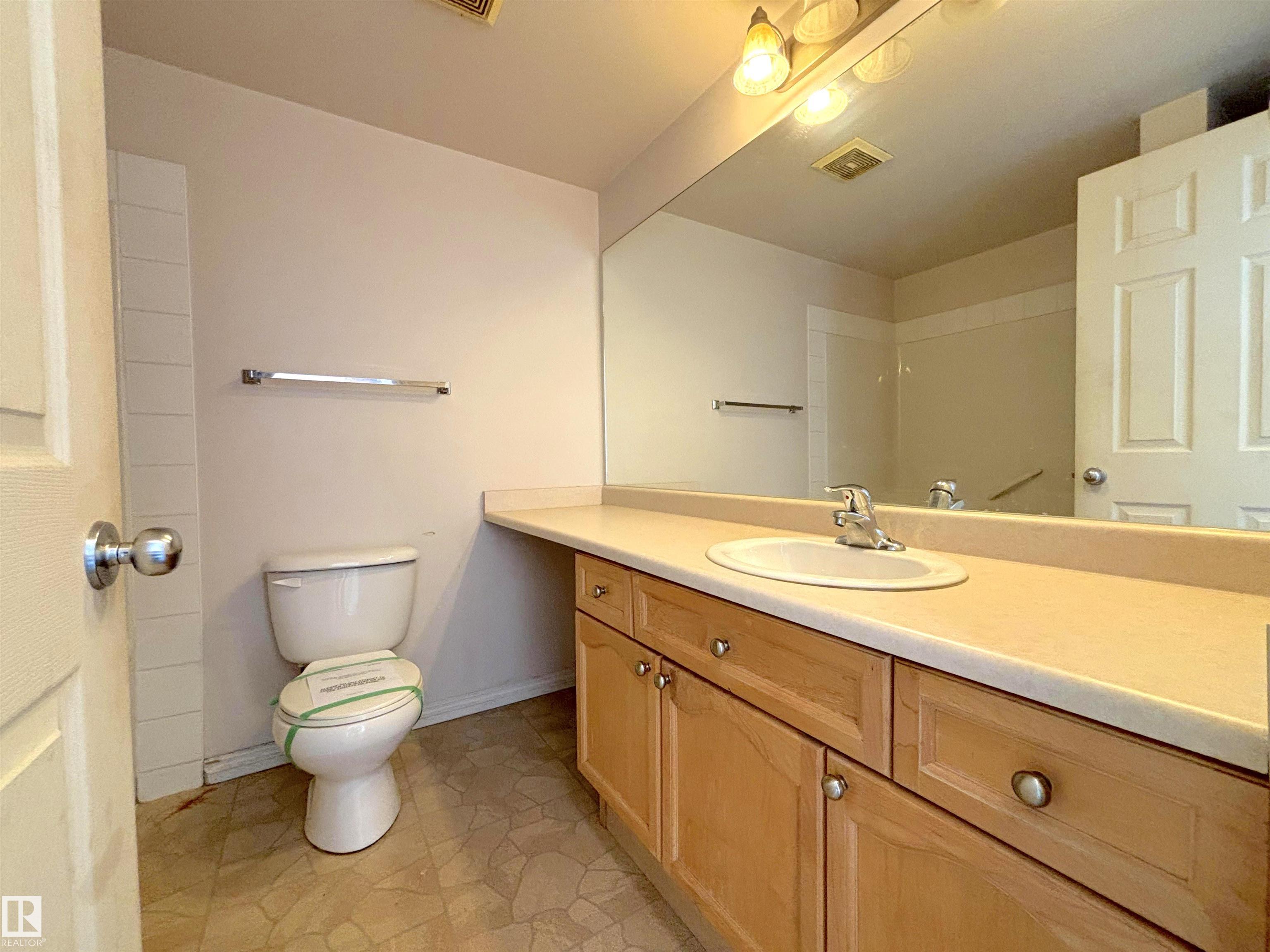 Photo 11 at 510 - 10606 102 Avenue NW, Downtown, Edmonton