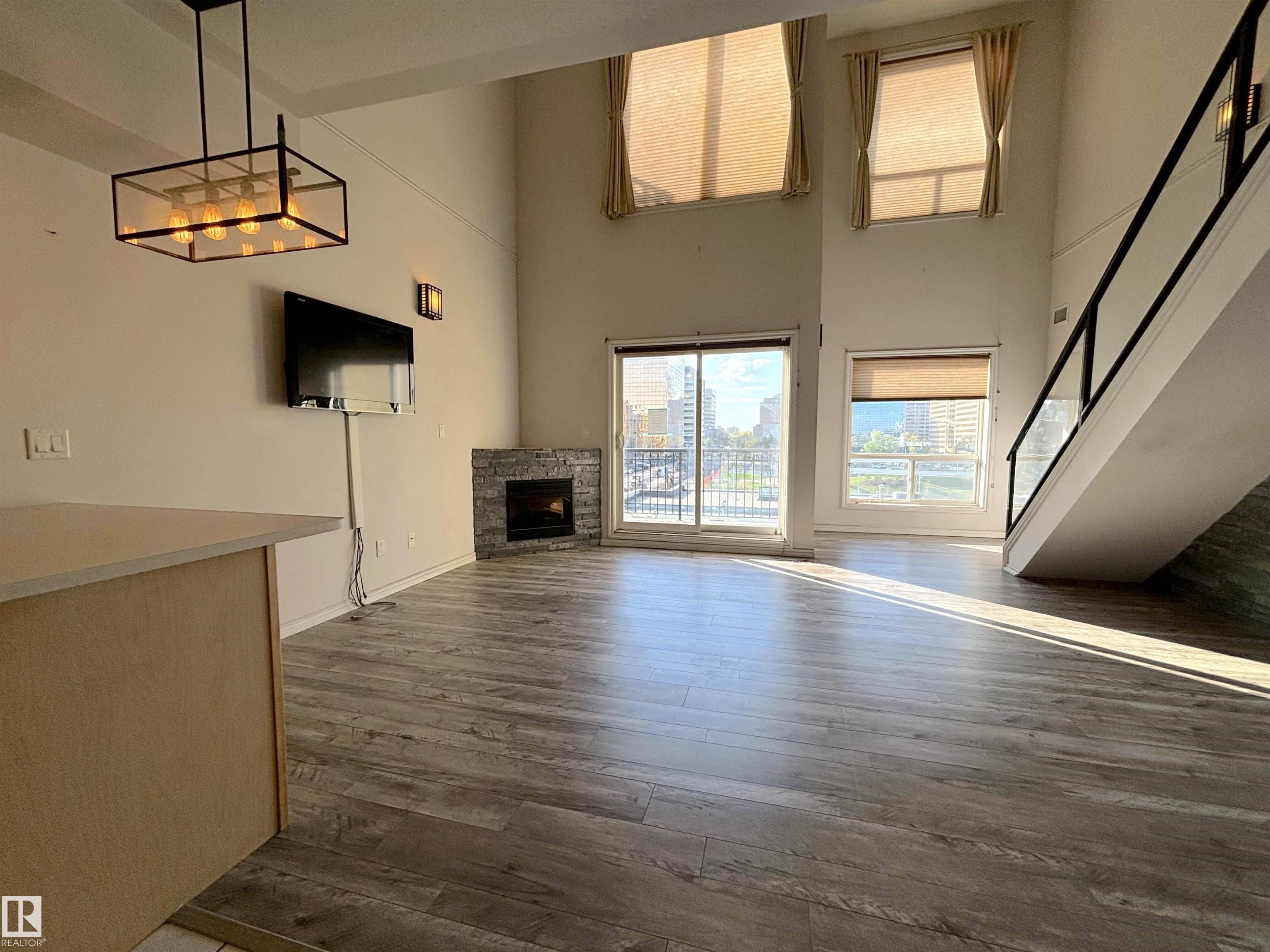 Photo 3 at 510 - 10606 102 Avenue NW, Downtown, Edmonton
