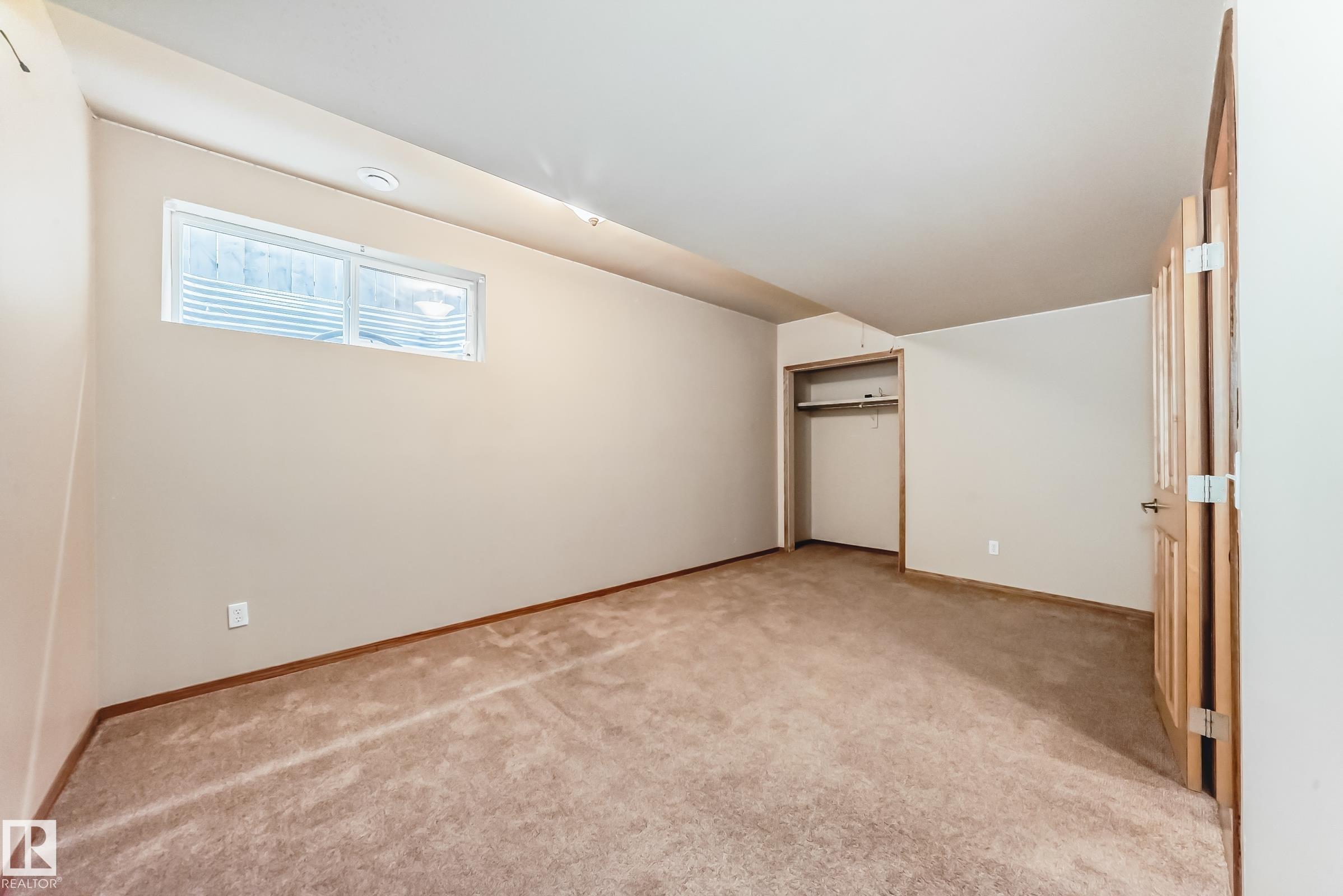 Photo 19 at 10819 178 Avenue NW, Chambery, Edmonton