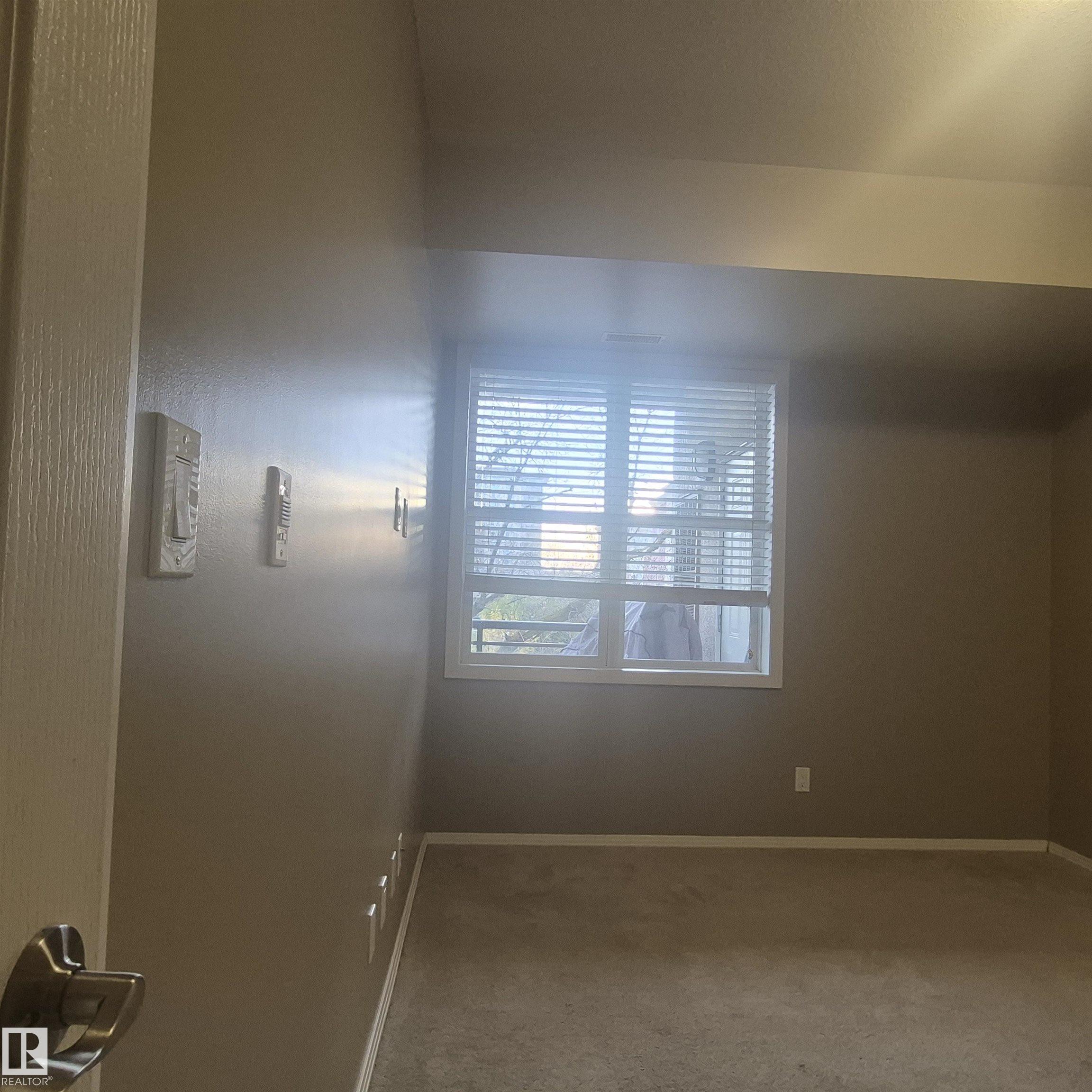 Photo 15 at 206 - 10503 98 Avenue NW, Downtown, Edmonton