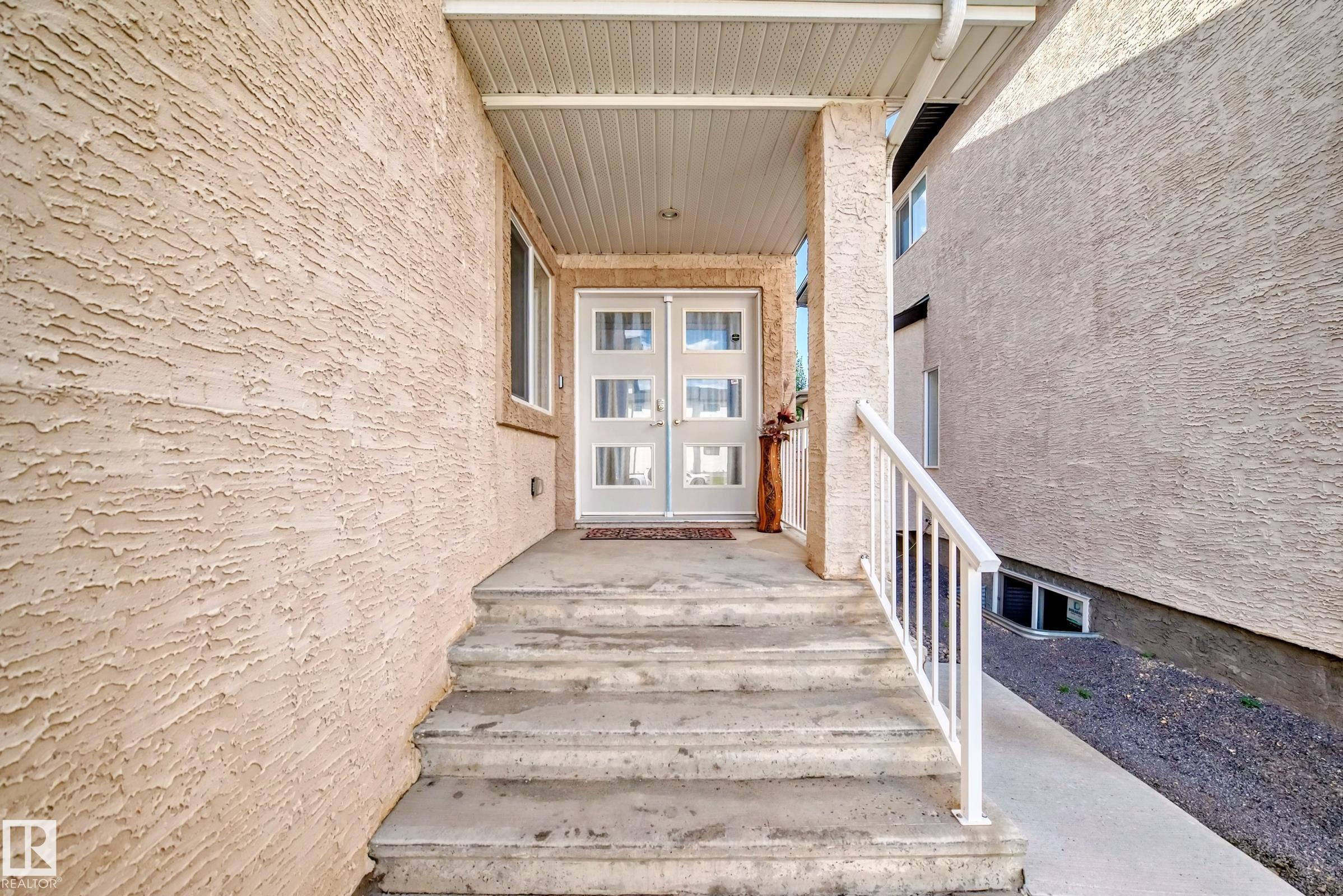 Photo 3 at 16756 61 Street NW, McConachie Area, Edmonton