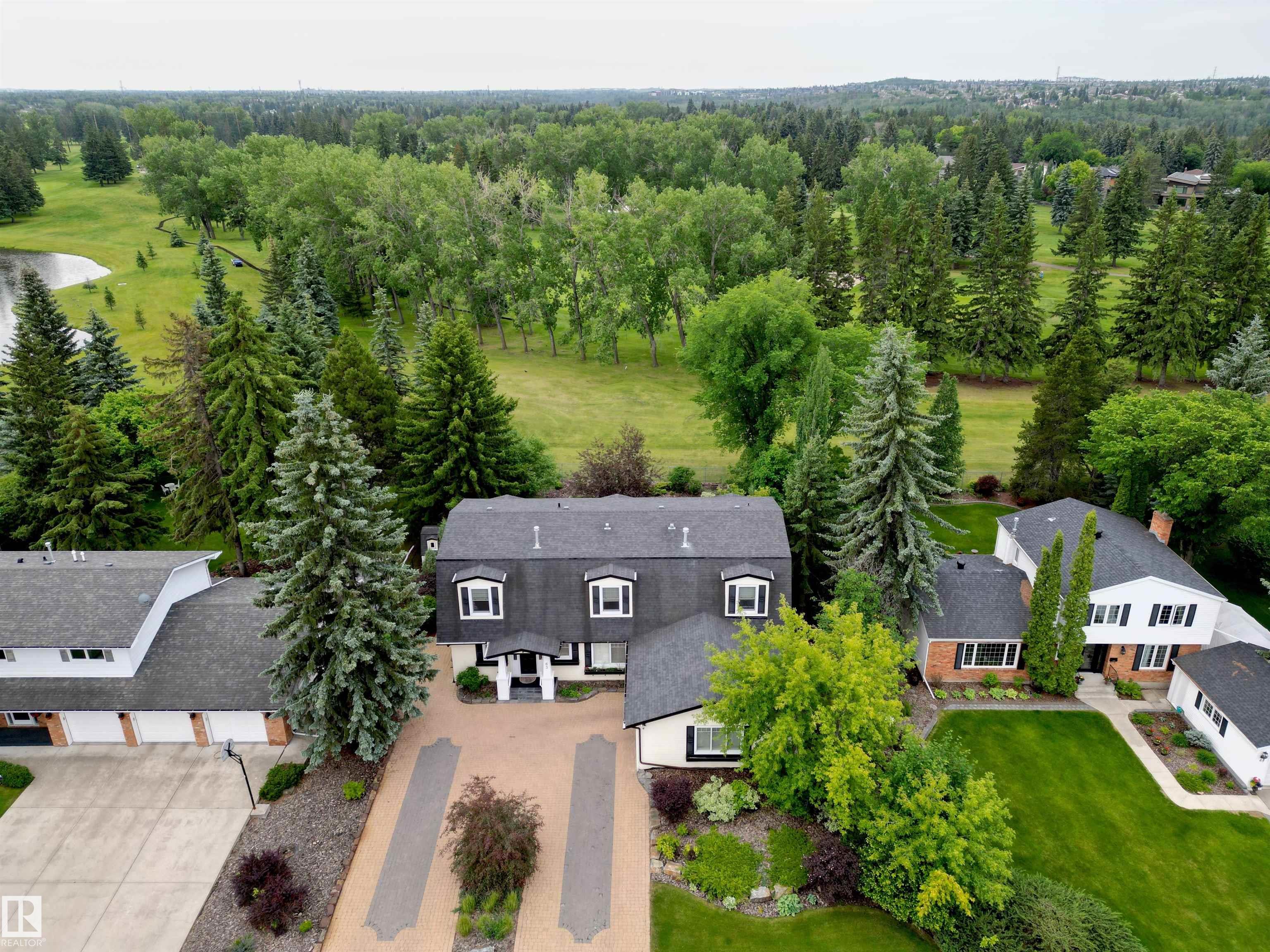 Photo 2 at 63 Fairway Drive NW, Westbrook Estate, Edmonton