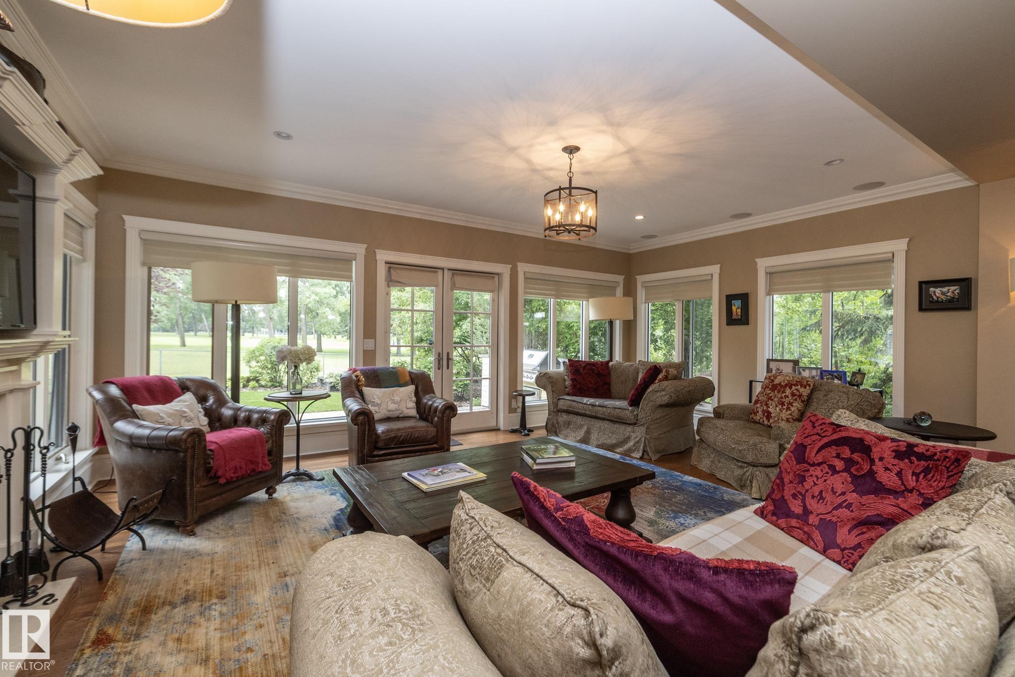 Photo 14 at 63 Fairway Drive NW, Westbrook Estate, Edmonton