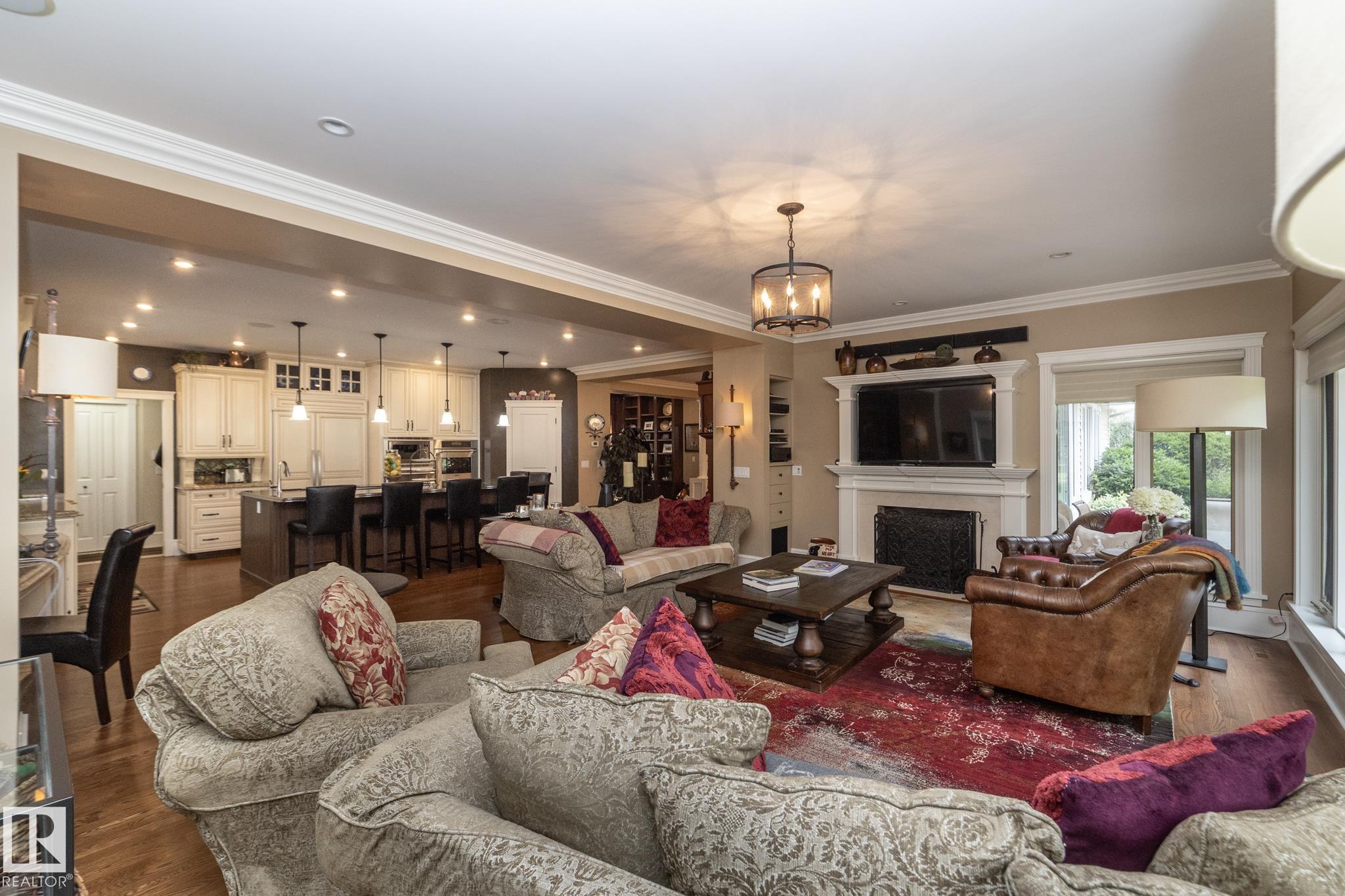 Photo 15 at 63 Fairway Drive NW, Westbrook Estate, Edmonton